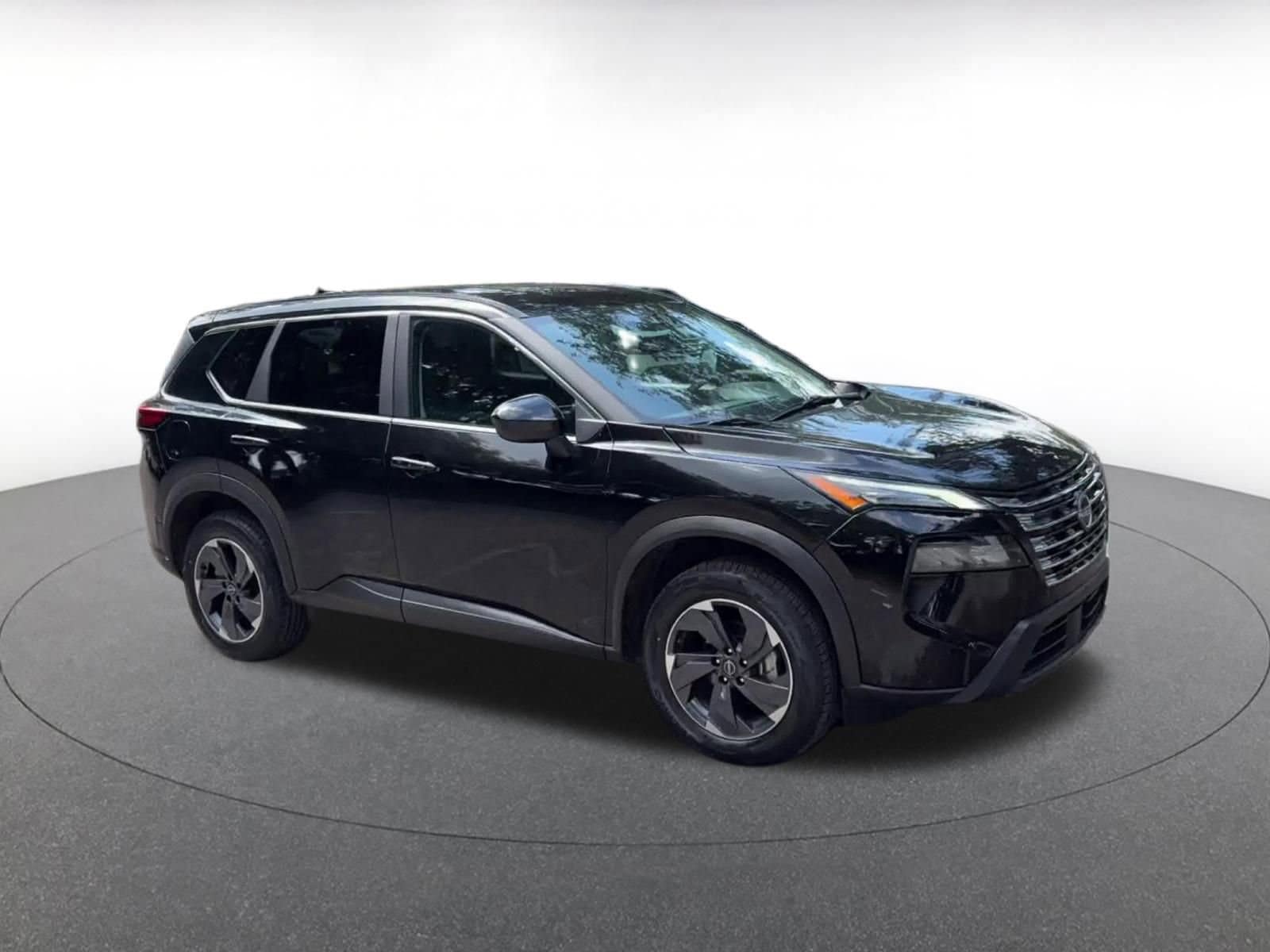 Thumbnail: 2025 Nissan Rogue - 2