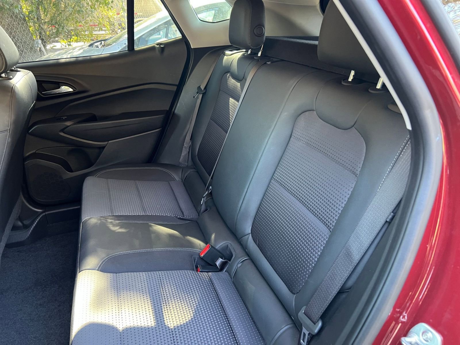 Thumbnail: 2025 Chevrolet Trax - 34