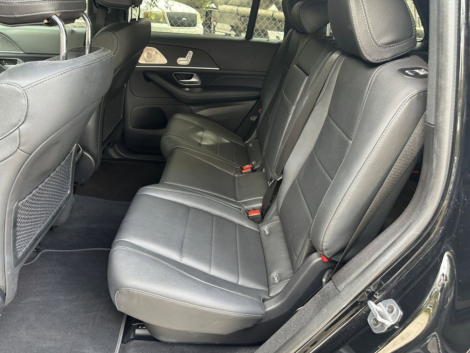 Thumbnail: 2024 Mercedes-Benz GLS - 31