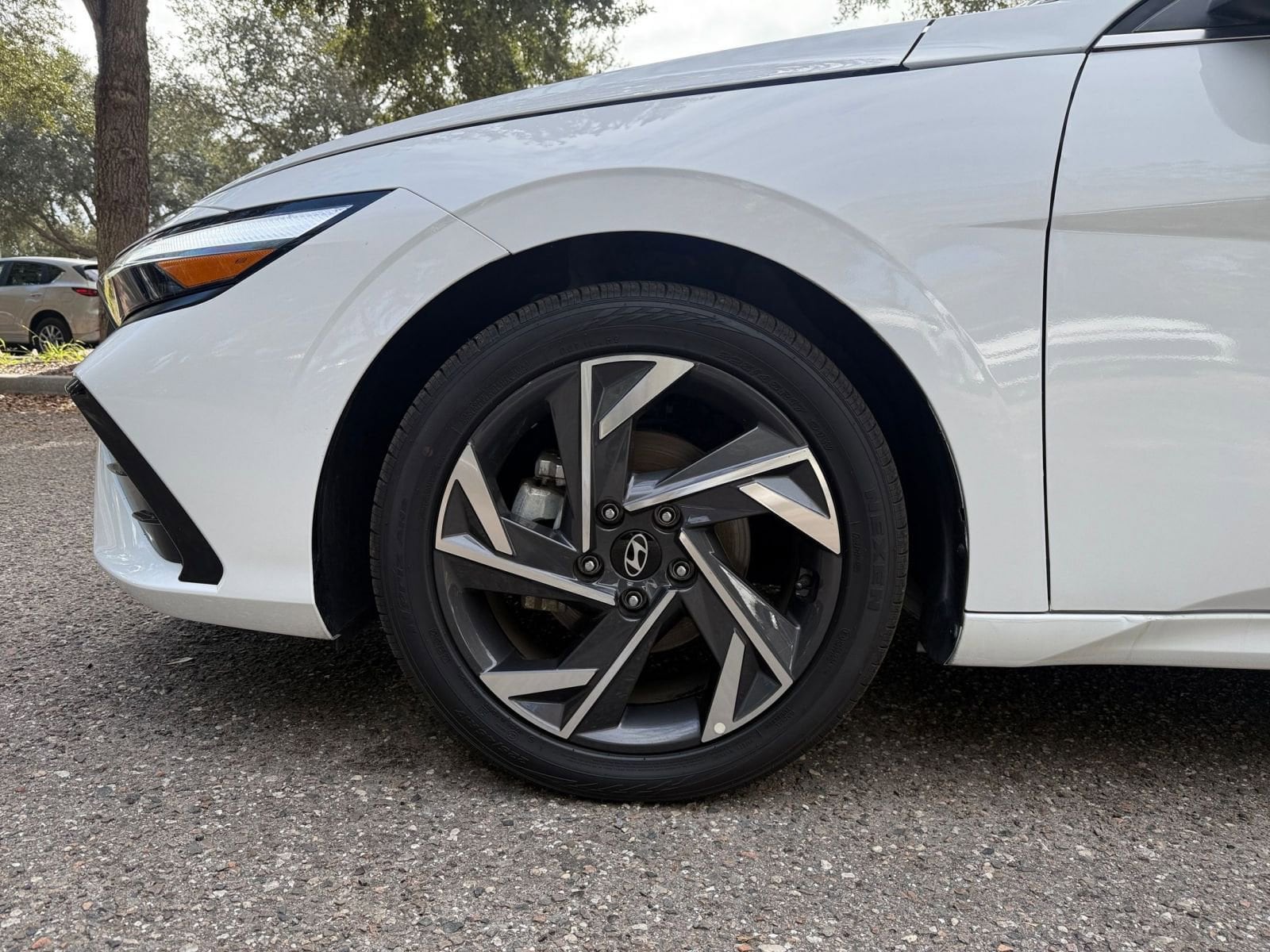 Thumbnail: 2025 Hyundai Elantra - 23