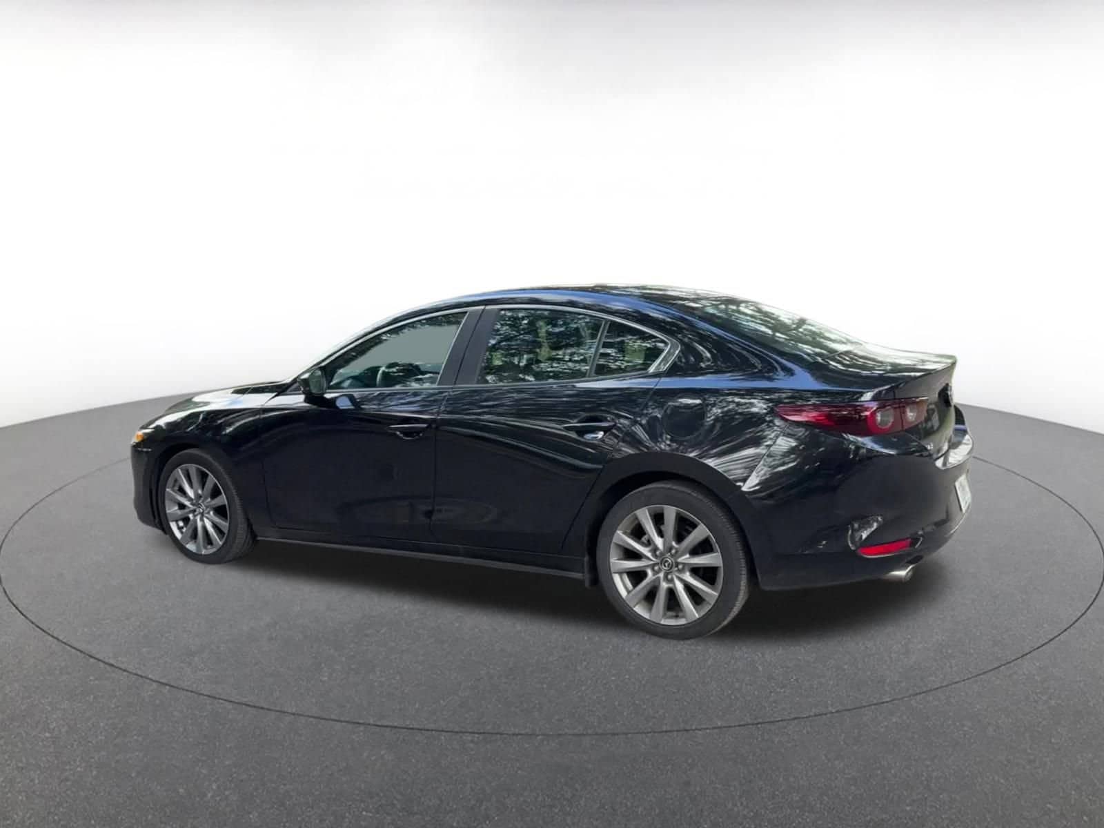 Thumbnail: 2025 Mazda Mazda3 - 10