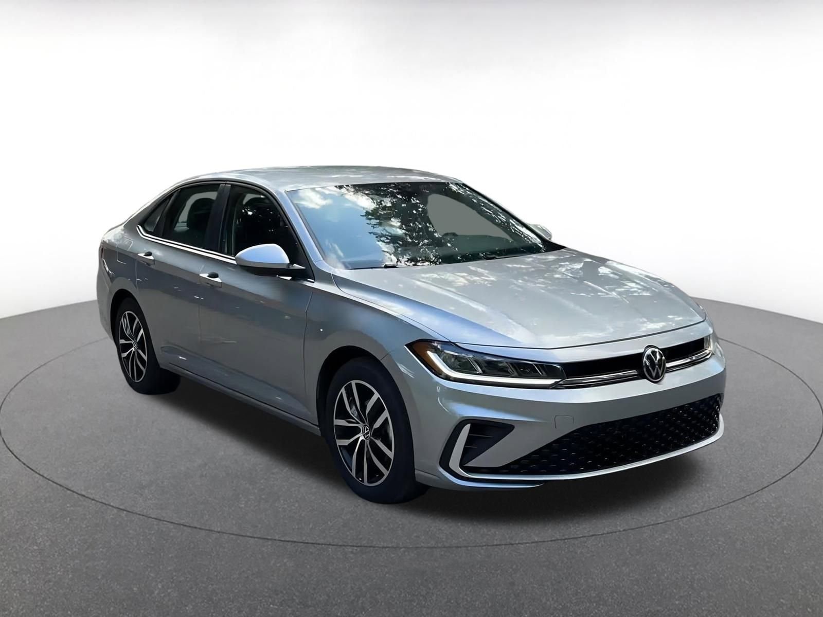 Thumbnail: 2025 Volkswagen Jetta - 3