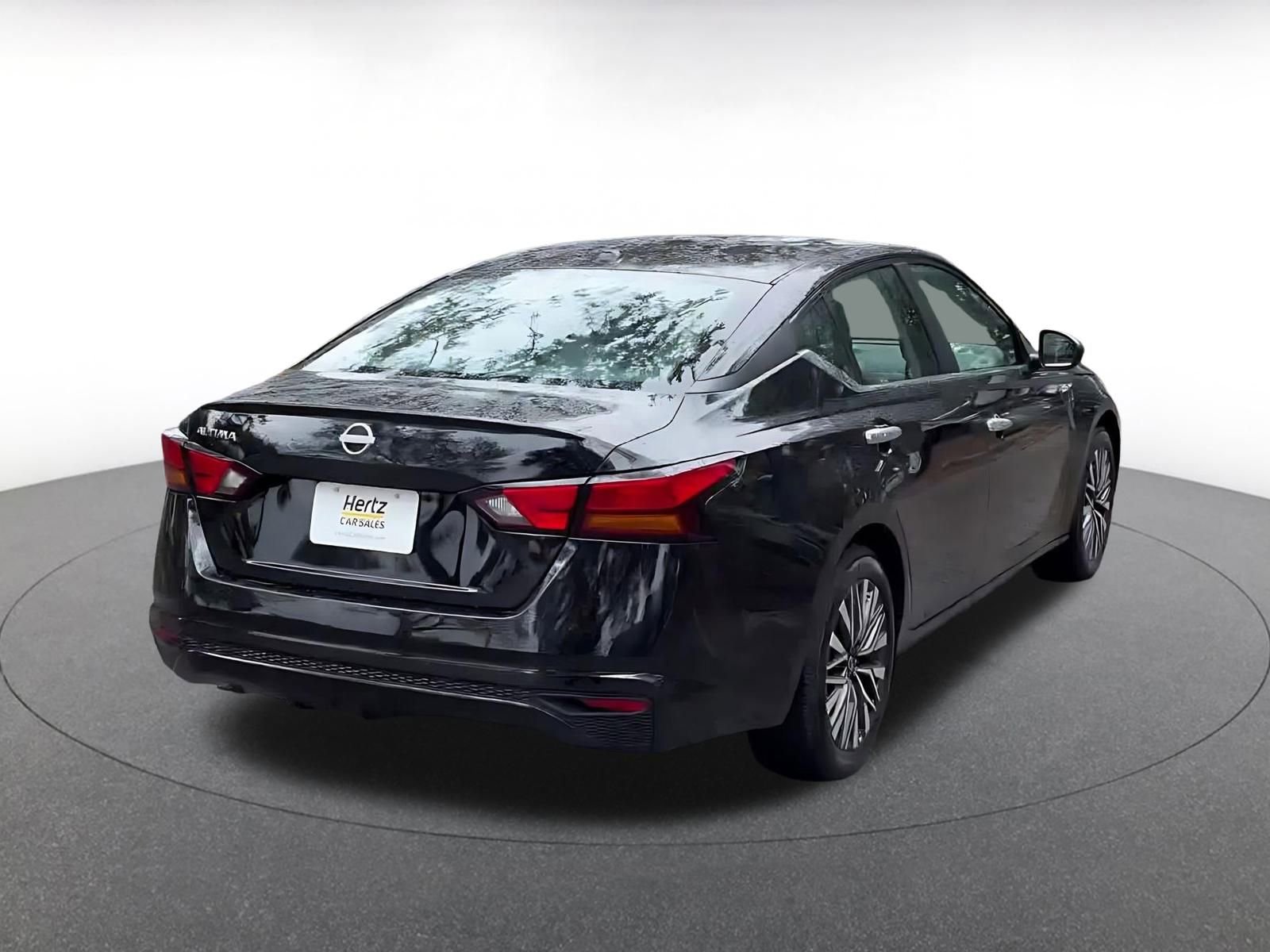 Thumbnail: 2025 Nissan Altima - 14