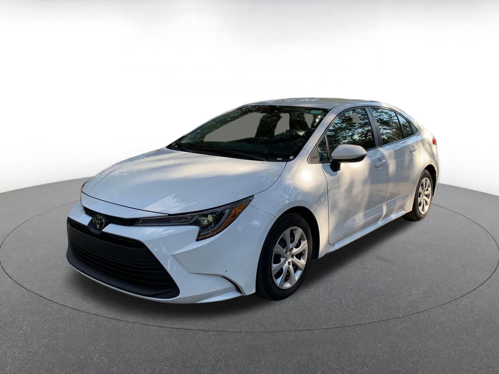 Thumbnail: 2025 Toyota Corolla - 3