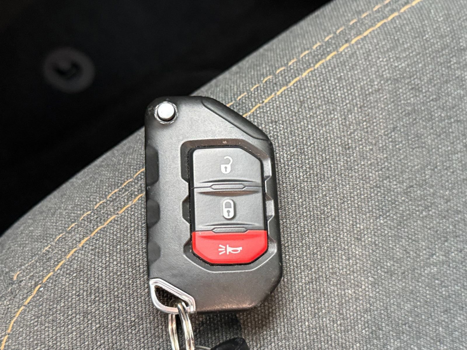 Thumbnail: 2025 Jeep Wrangler - 18