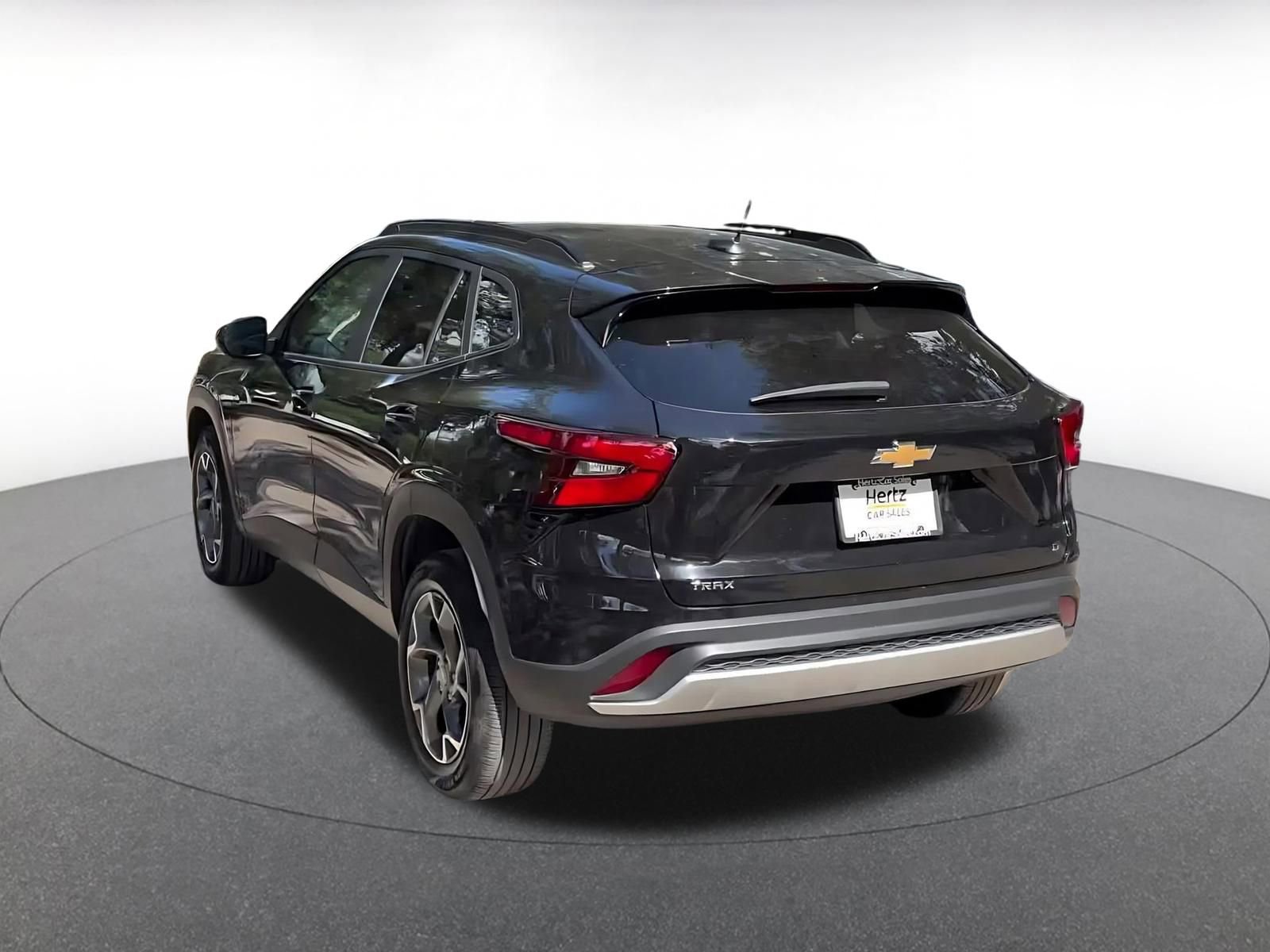 Thumbnail: 2025 Chevrolet Trax - 11