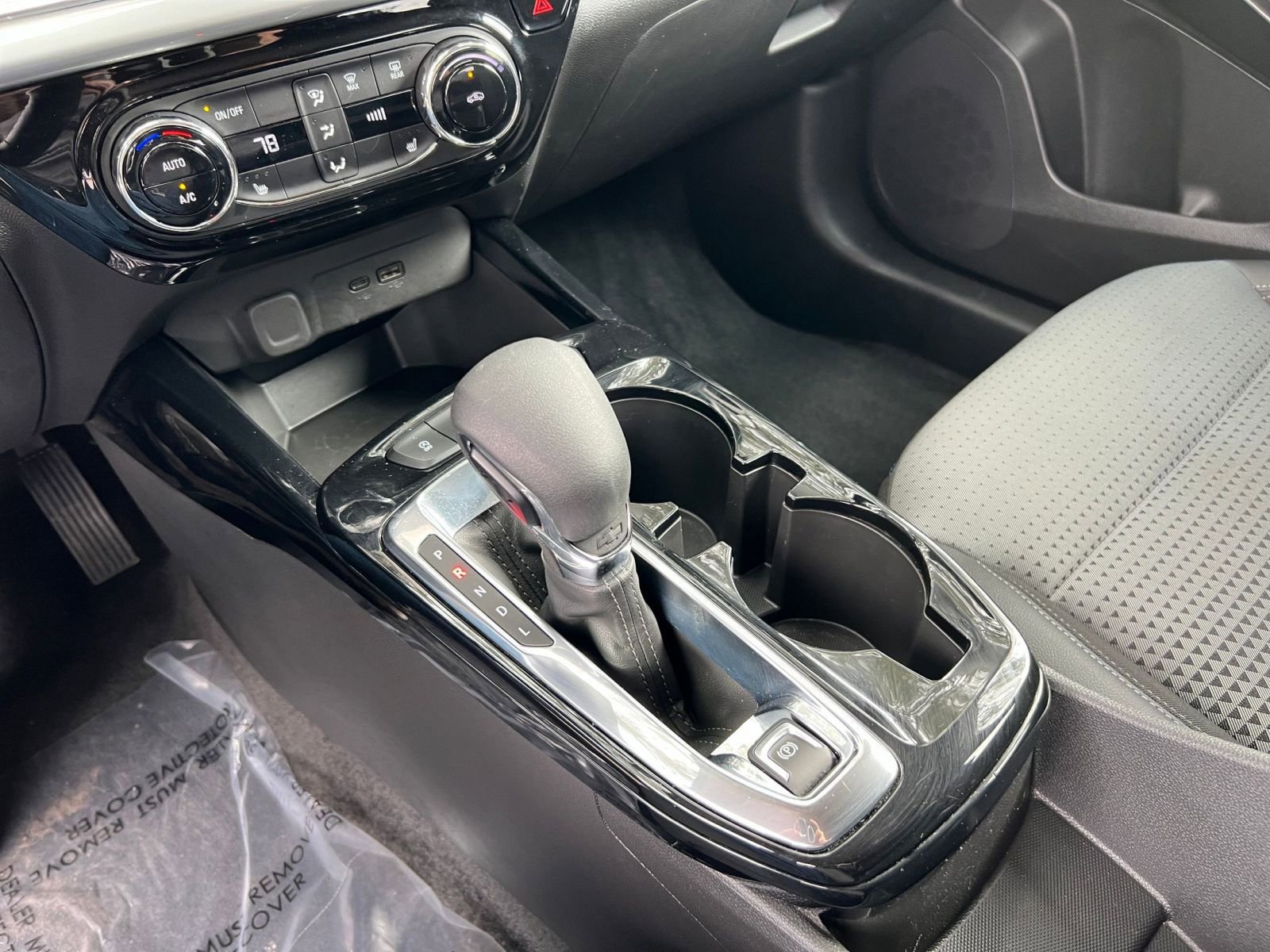 Thumbnail: 2025 Chevrolet Trax - 35