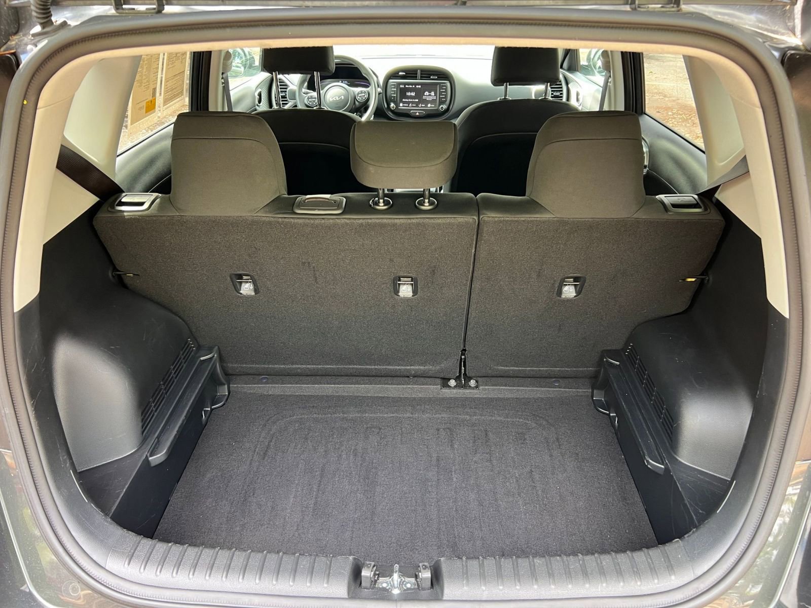 Thumbnail: 2025 Kia Soul - 25