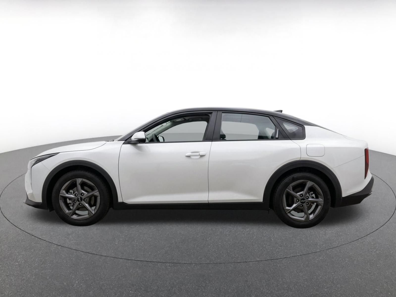 Thumbnail: 2025 Kia K4 - 4