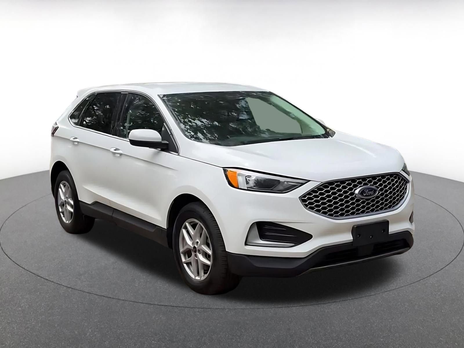 Thumbnail: 2024 Ford Edge - 3