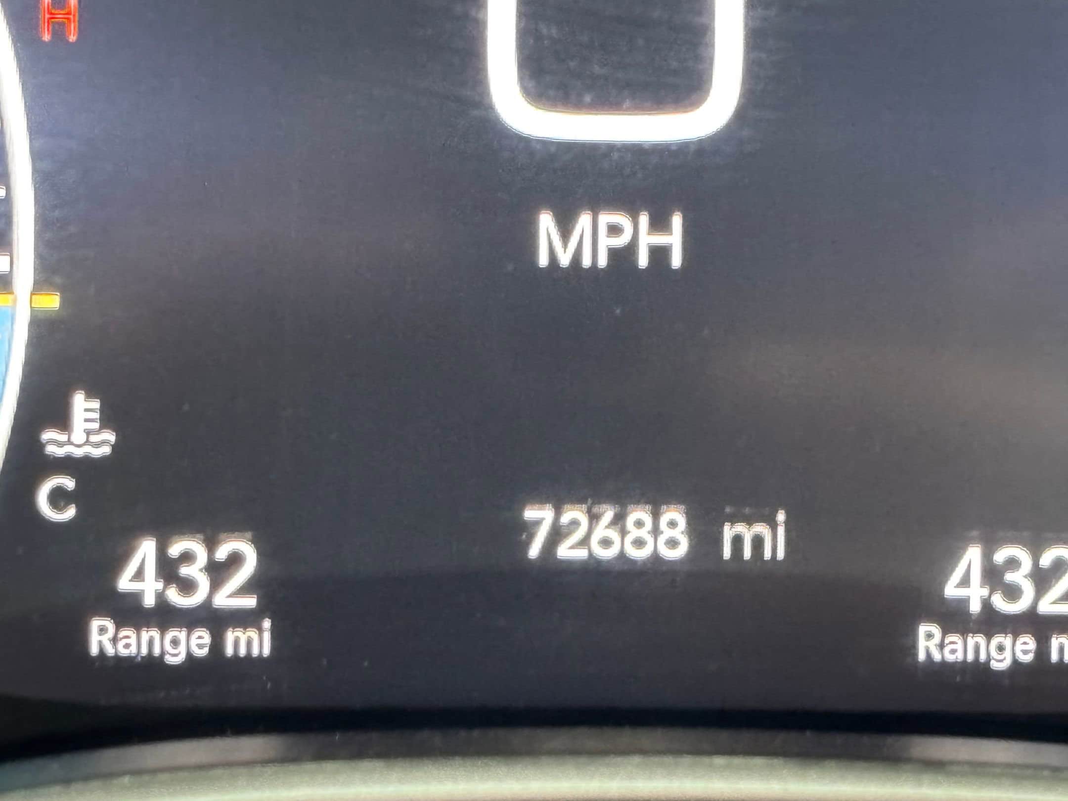 Thumbnail: 2022 Chrysler Pacifica - 20