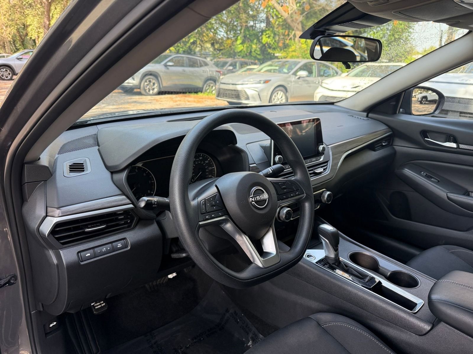 Thumbnail: 2025 Nissan Altima - 28