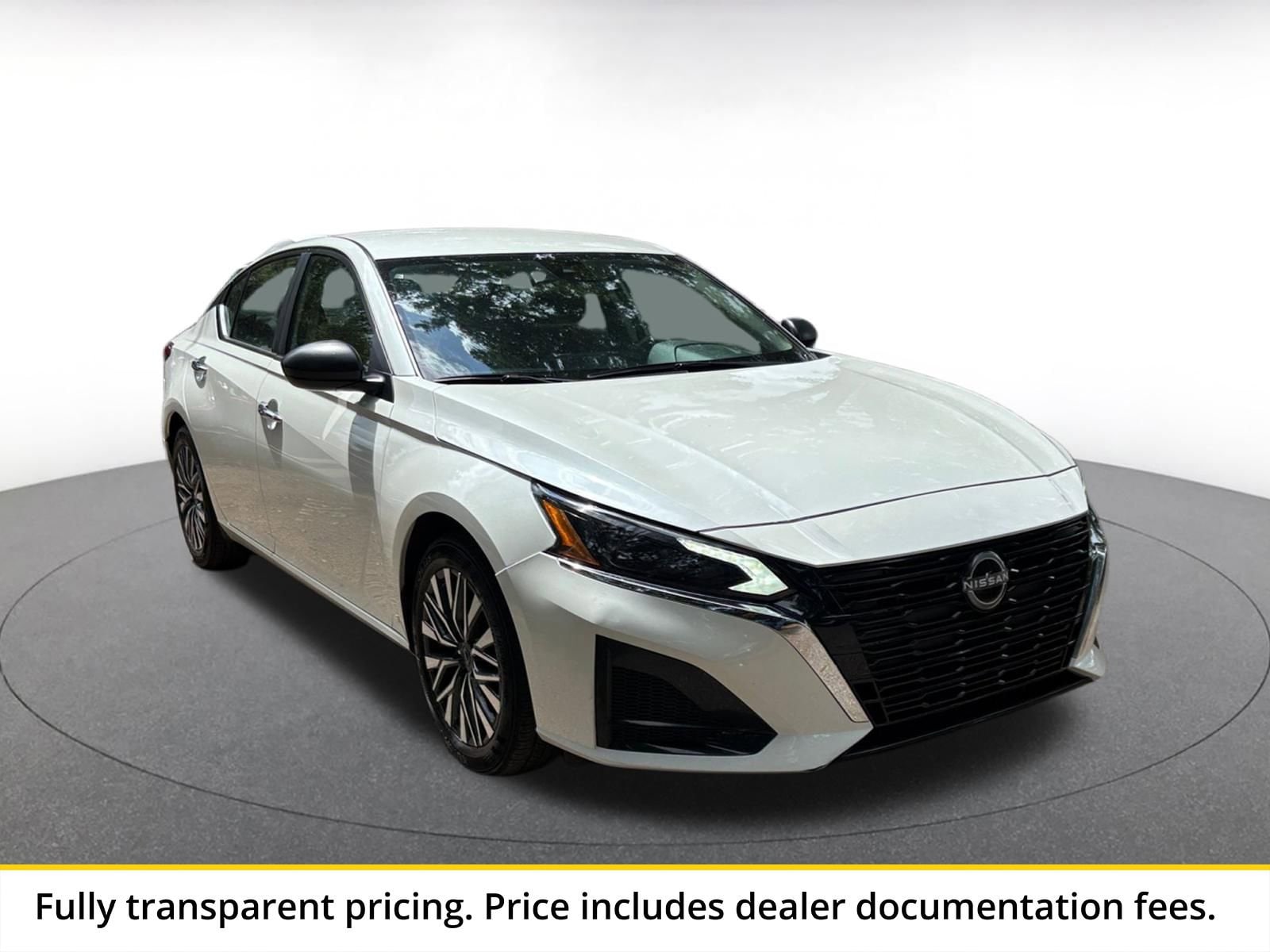Thumbnail: 2025 Nissan Altima - 1
