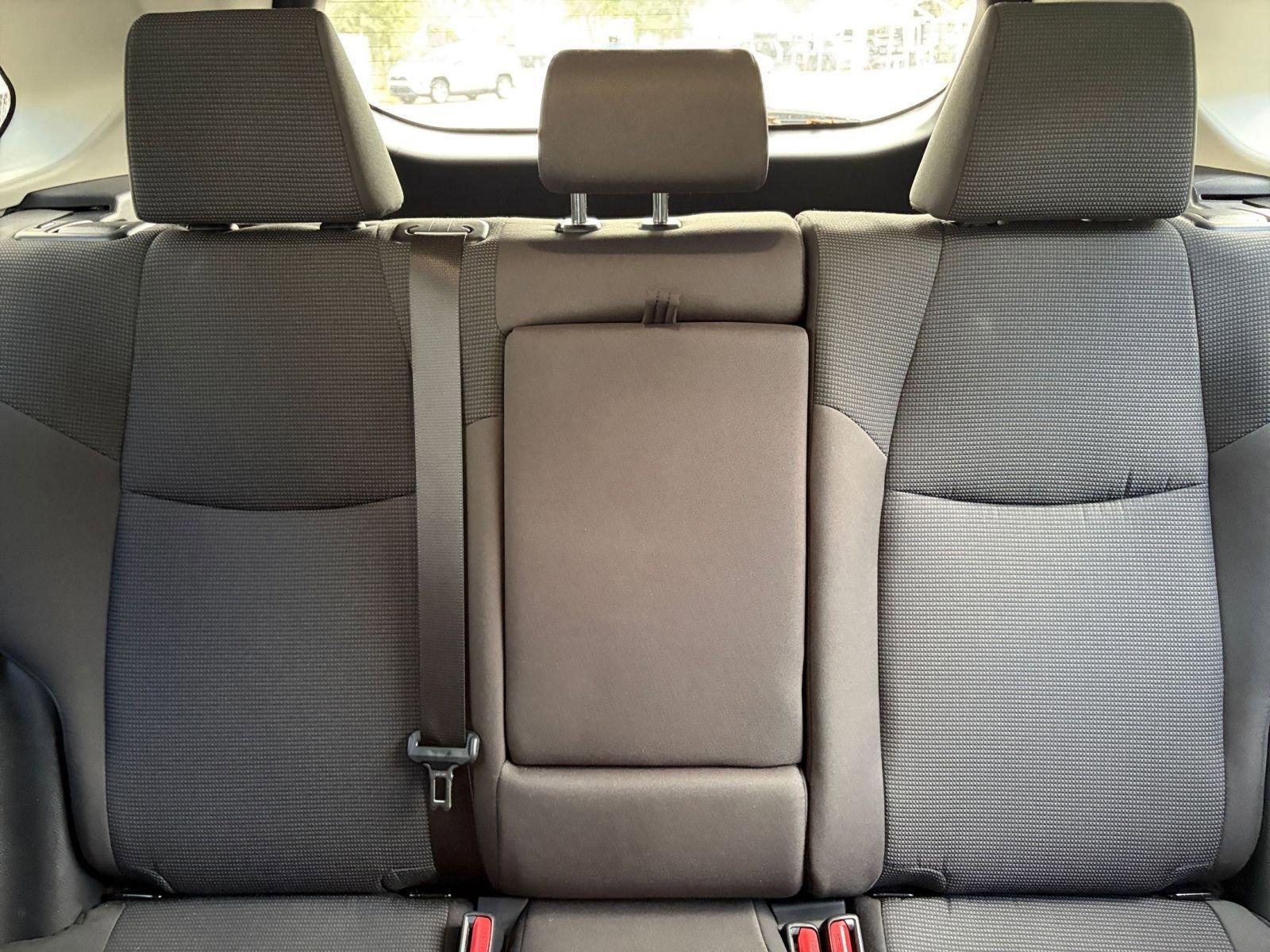 Thumbnail: 2025 Toyota RAV4 - 32