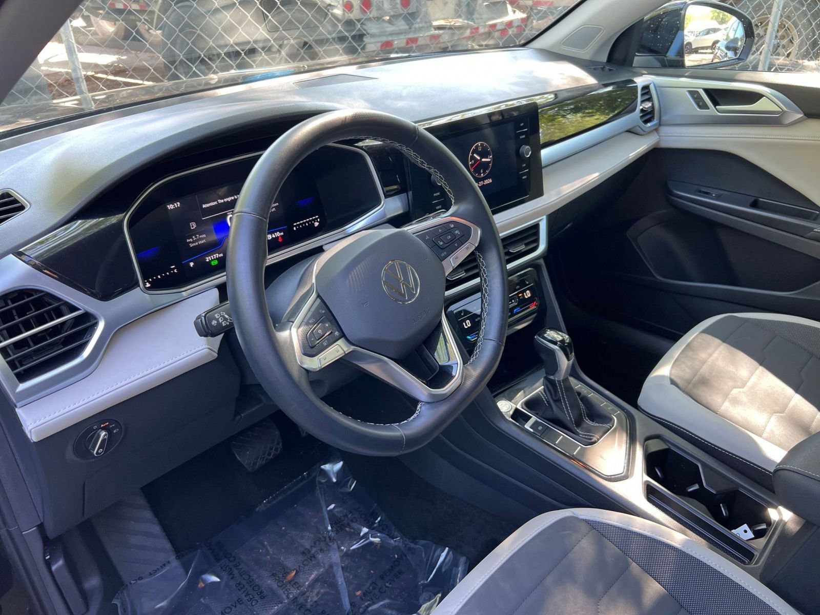 Thumbnail: 2025 Volkswagen Taos - 35