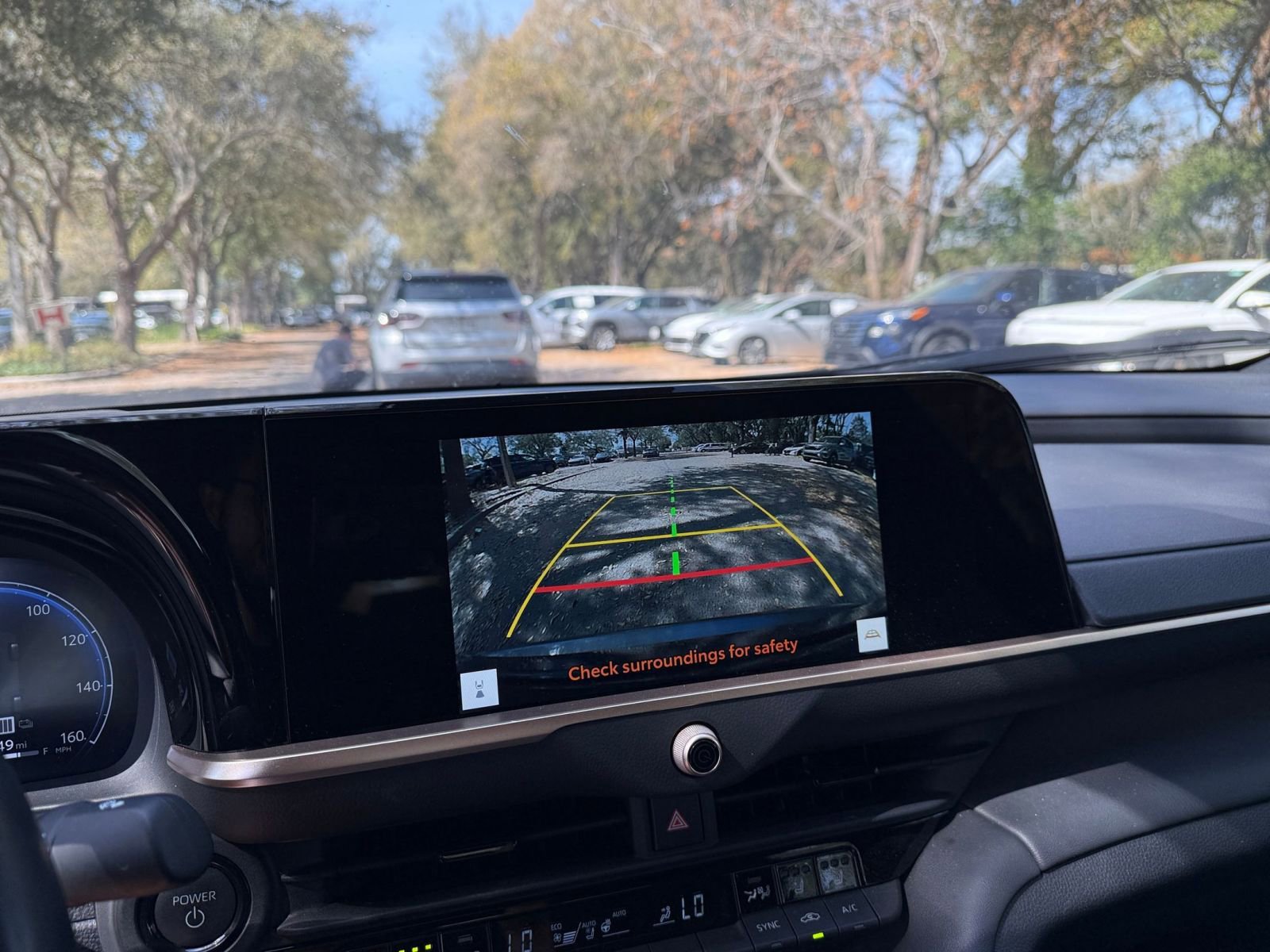 Thumbnail: 2025 Toyota Crown - 18