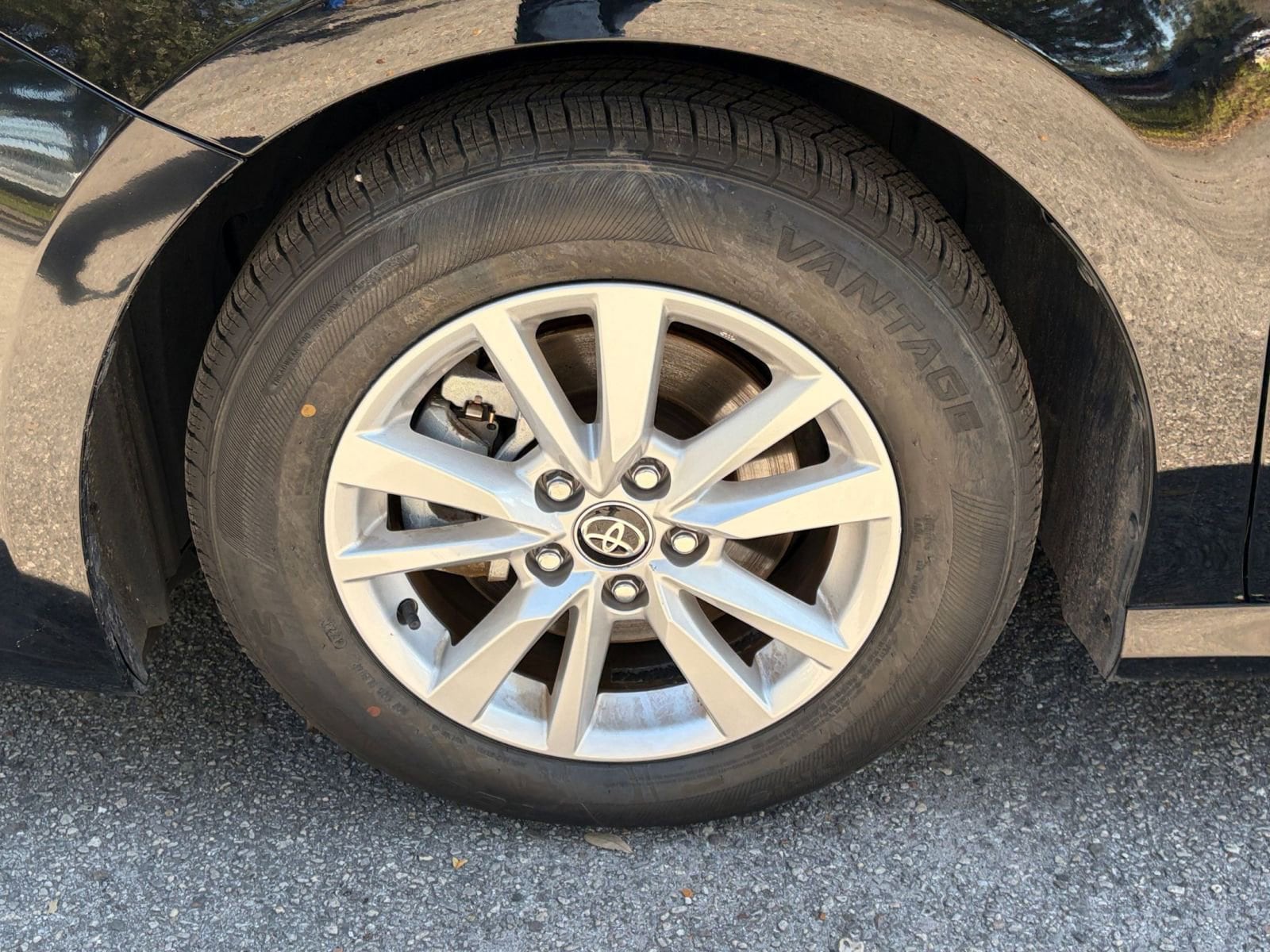 Thumbnail: 2025 Toyota Camry - 23