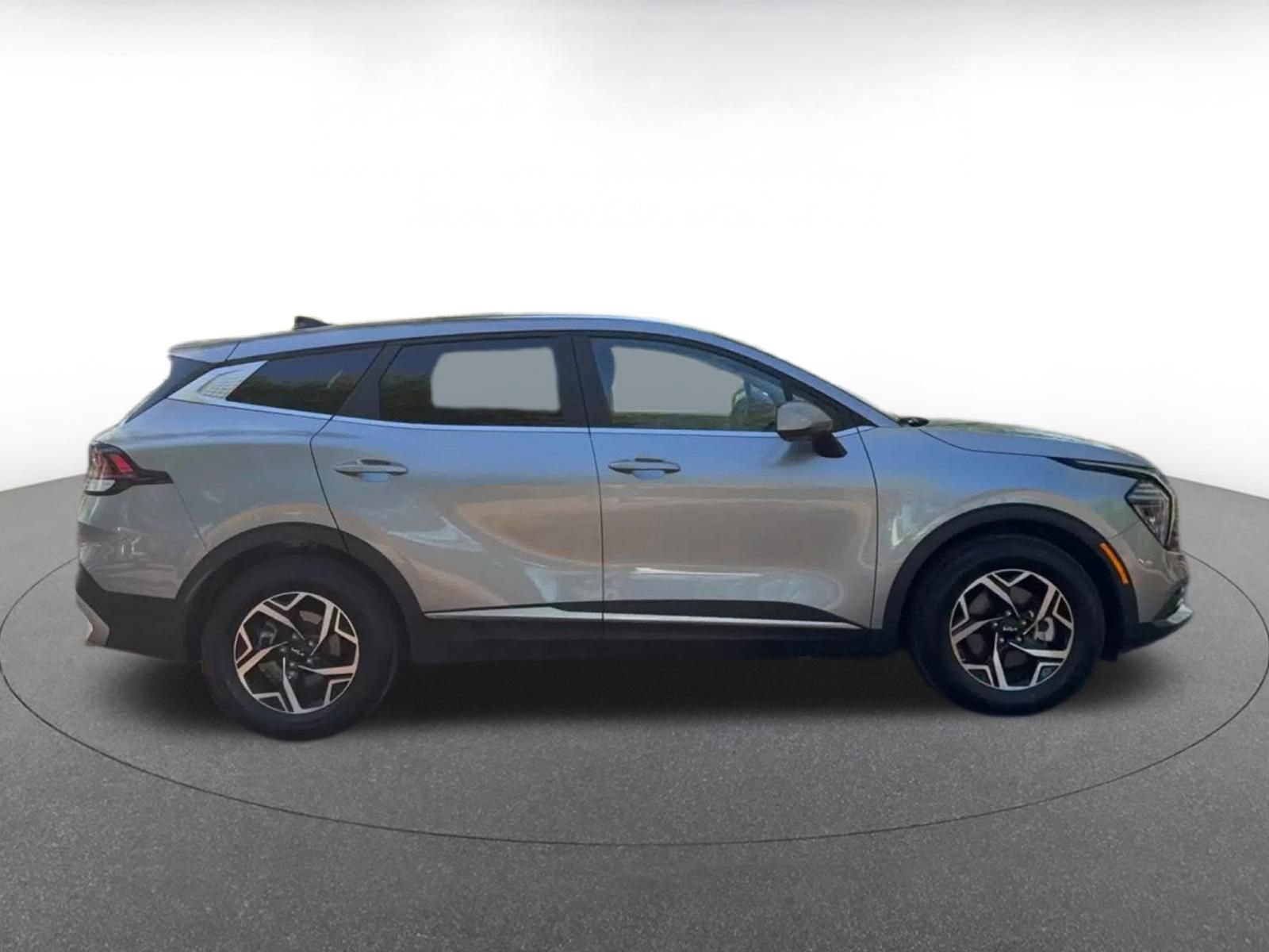 Thumbnail: 2025 Kia Sportage - 17