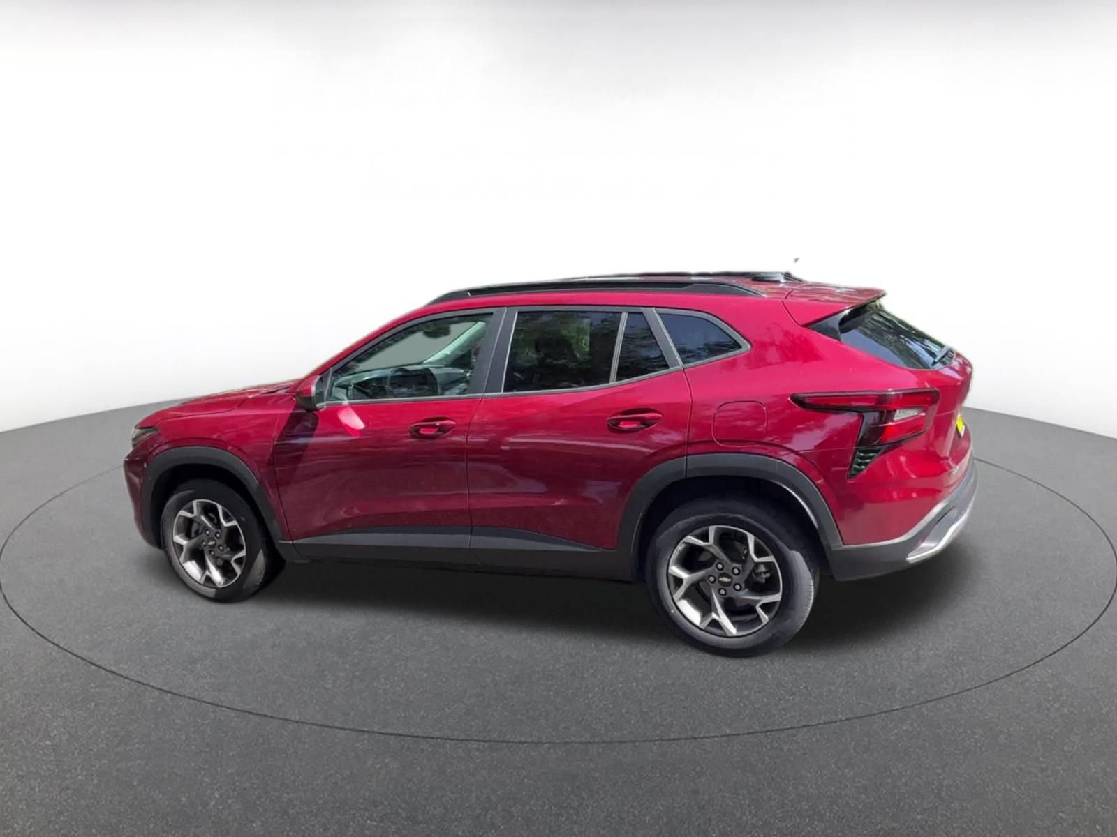Thumbnail: 2025 Chevrolet Trax - 10
