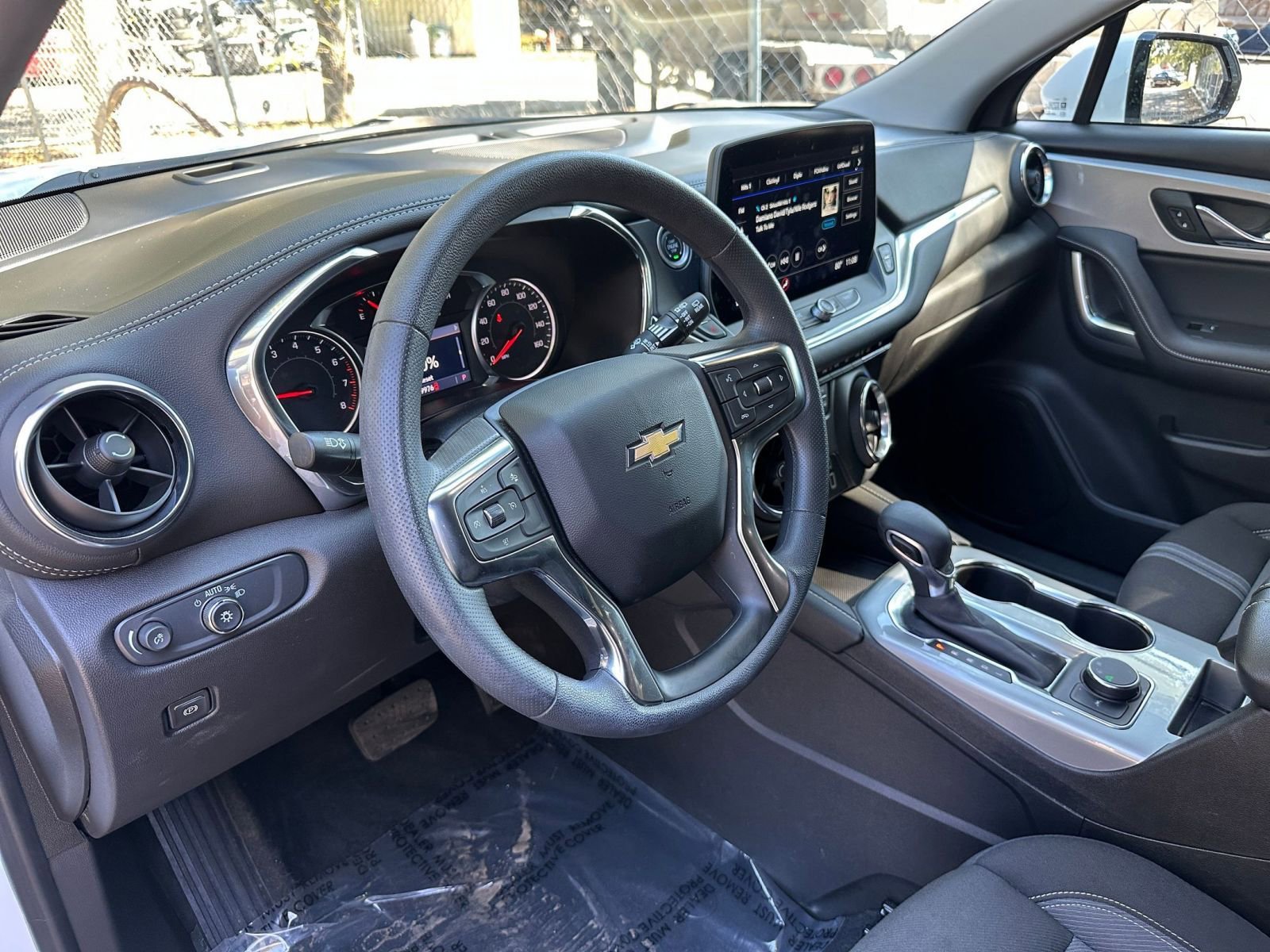 Thumbnail: 2025 Chevrolet Blazer - 28