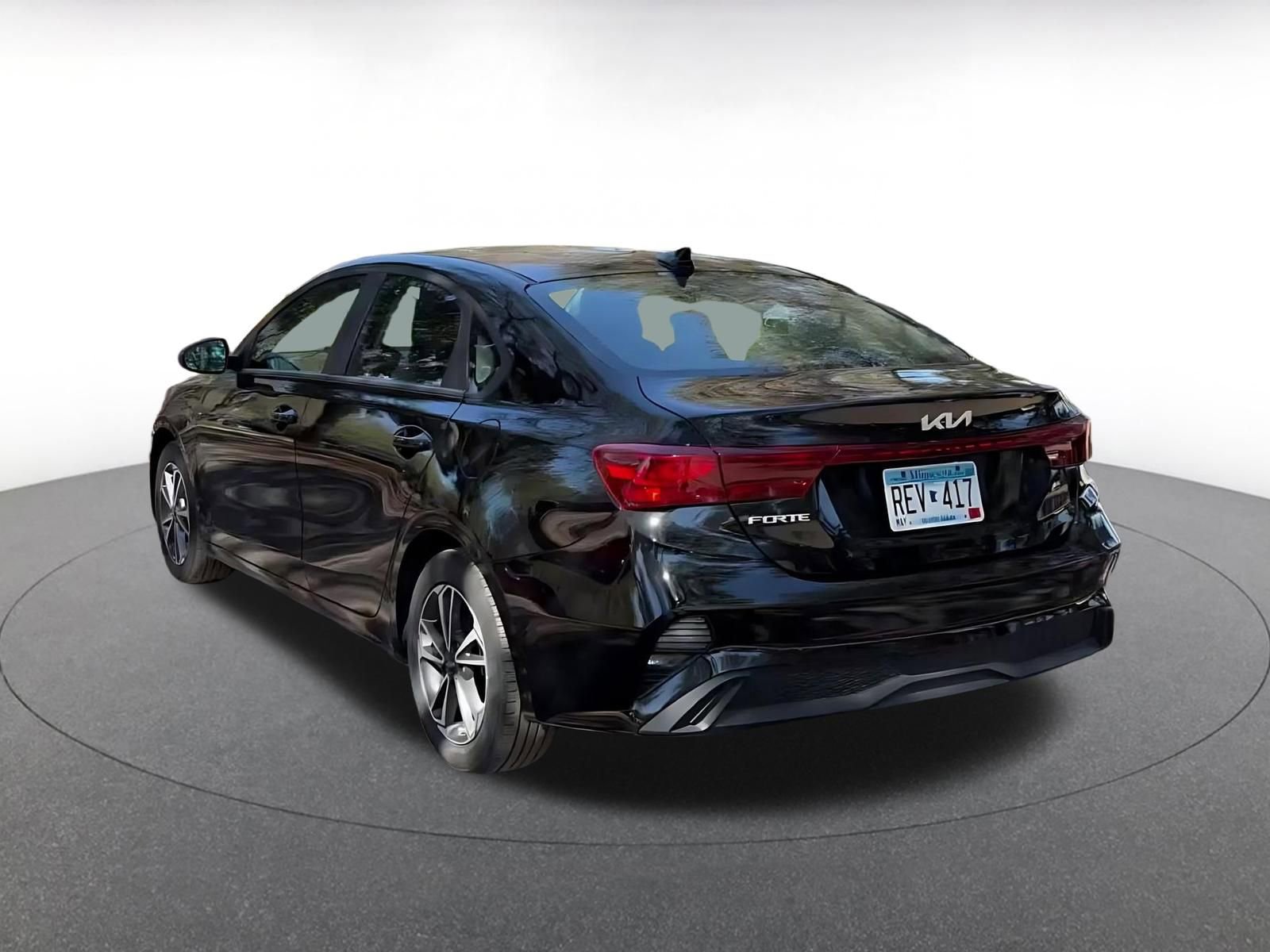 Thumbnail: 2024 Kia Forte - 11