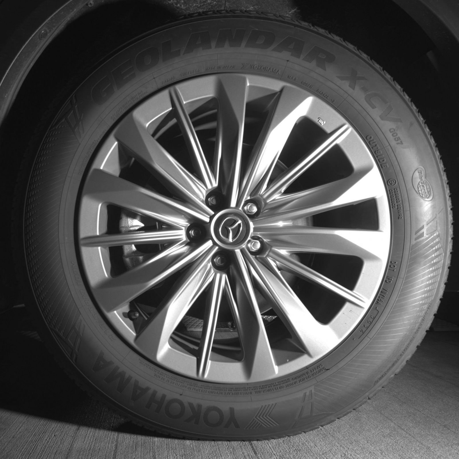 Thumbnail: 2025 Mazda CX-90 - 17
