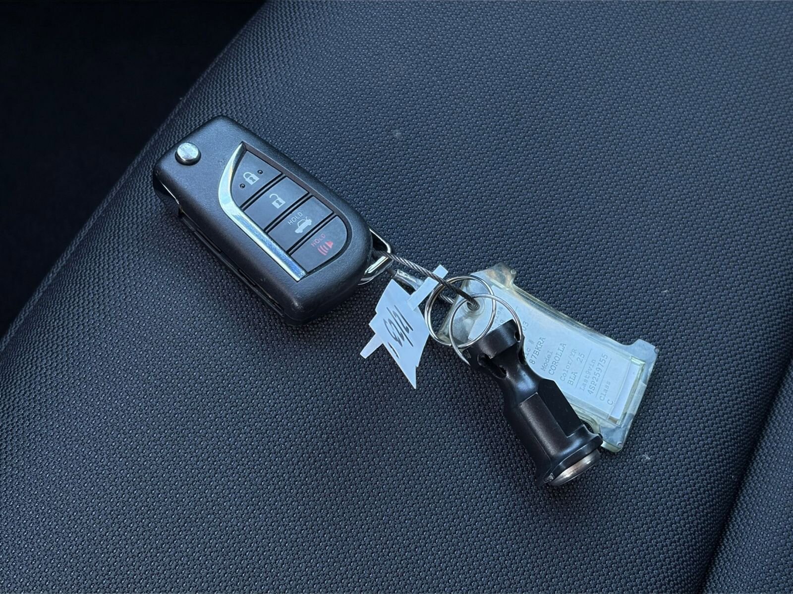 Thumbnail: 2025 Toyota Corolla - 18