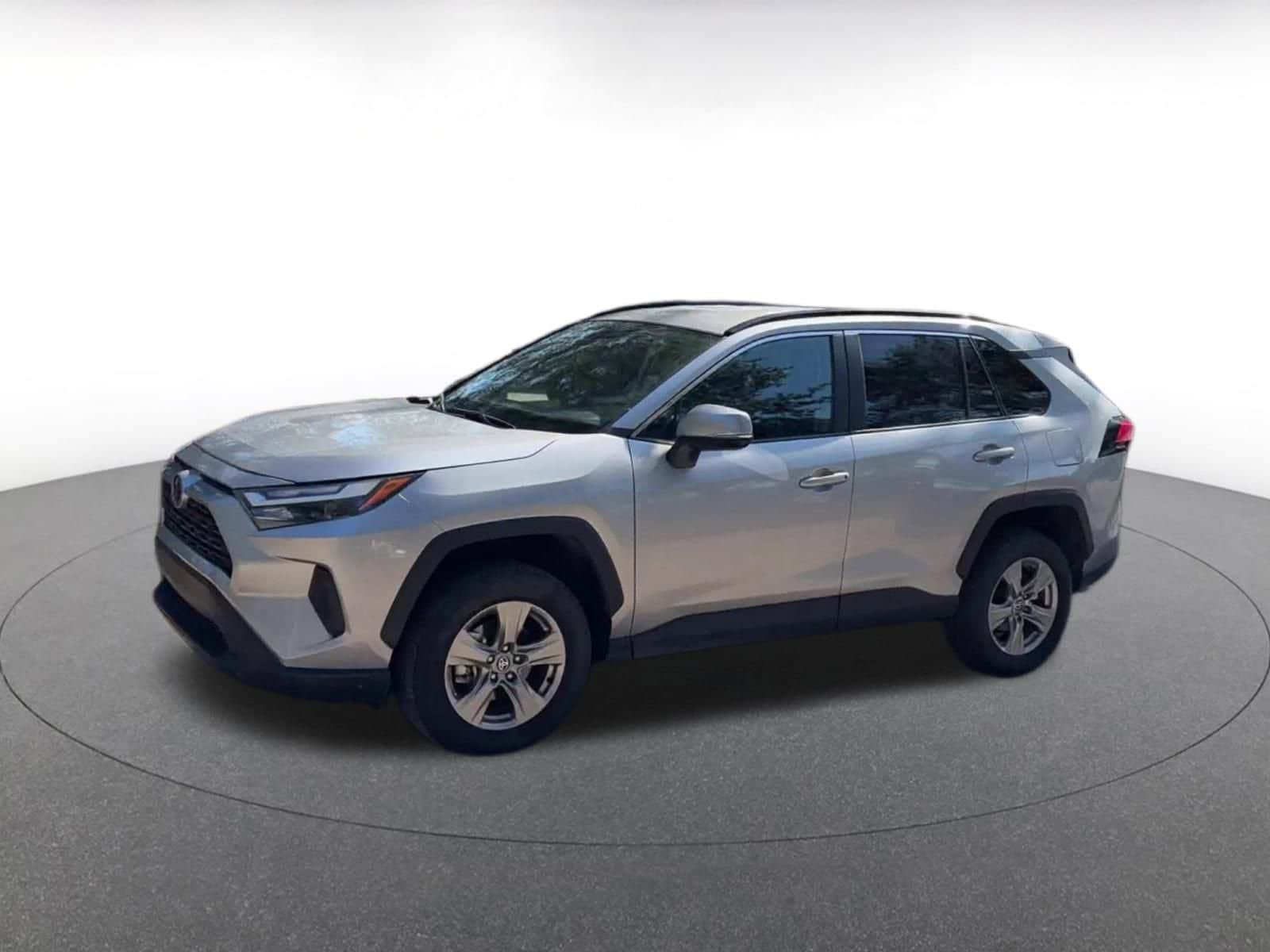 Thumbnail: 2025 Toyota RAV4 - 4