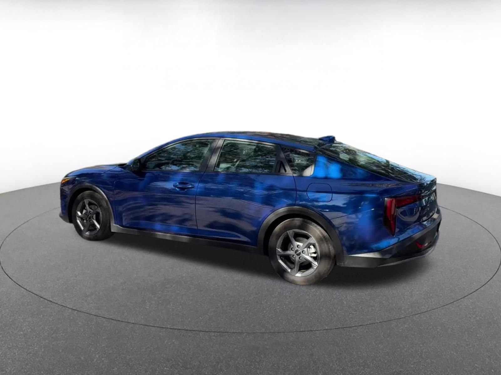 Thumbnail: 2025 Kia K4 - 10