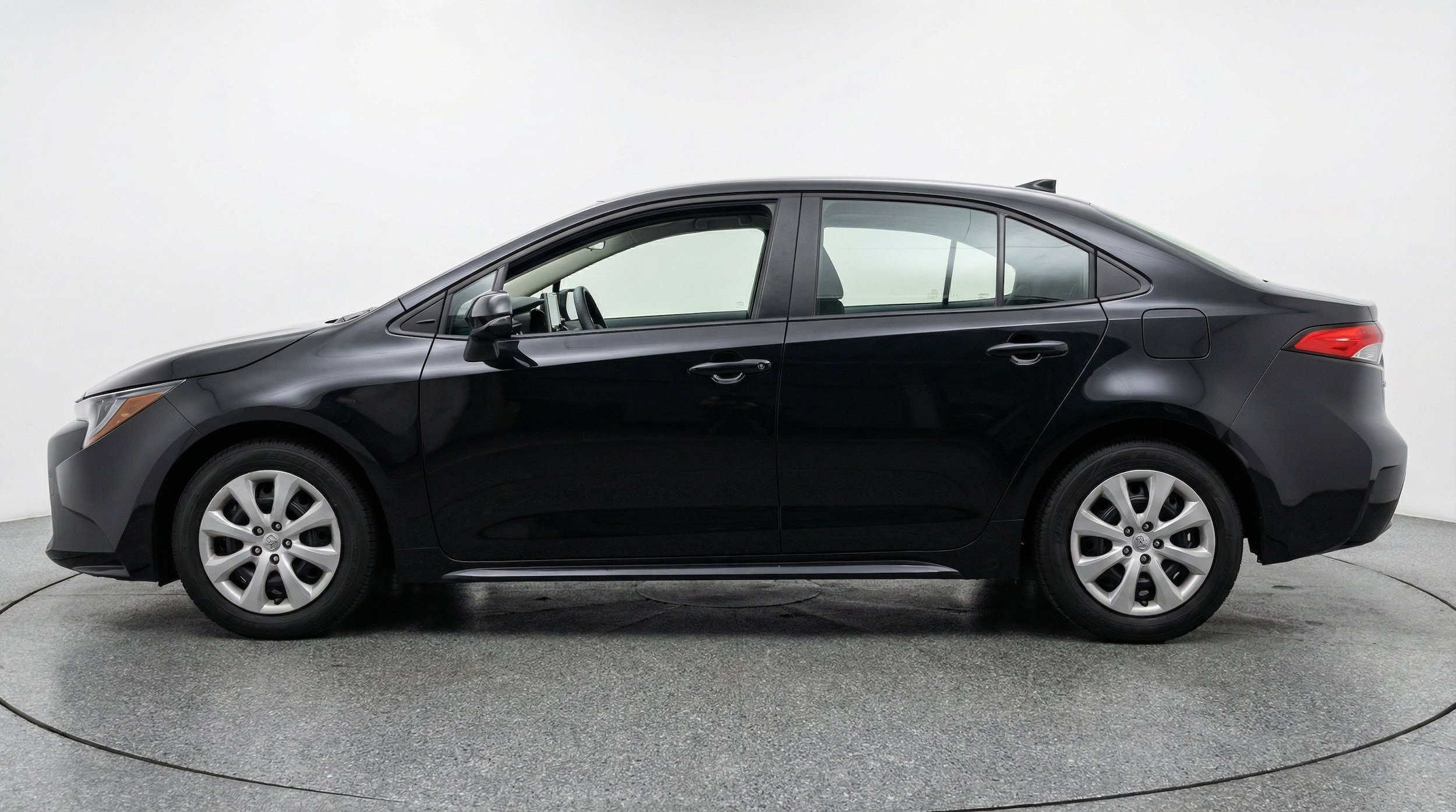 Thumbnail: 2025 Toyota Corolla - 7