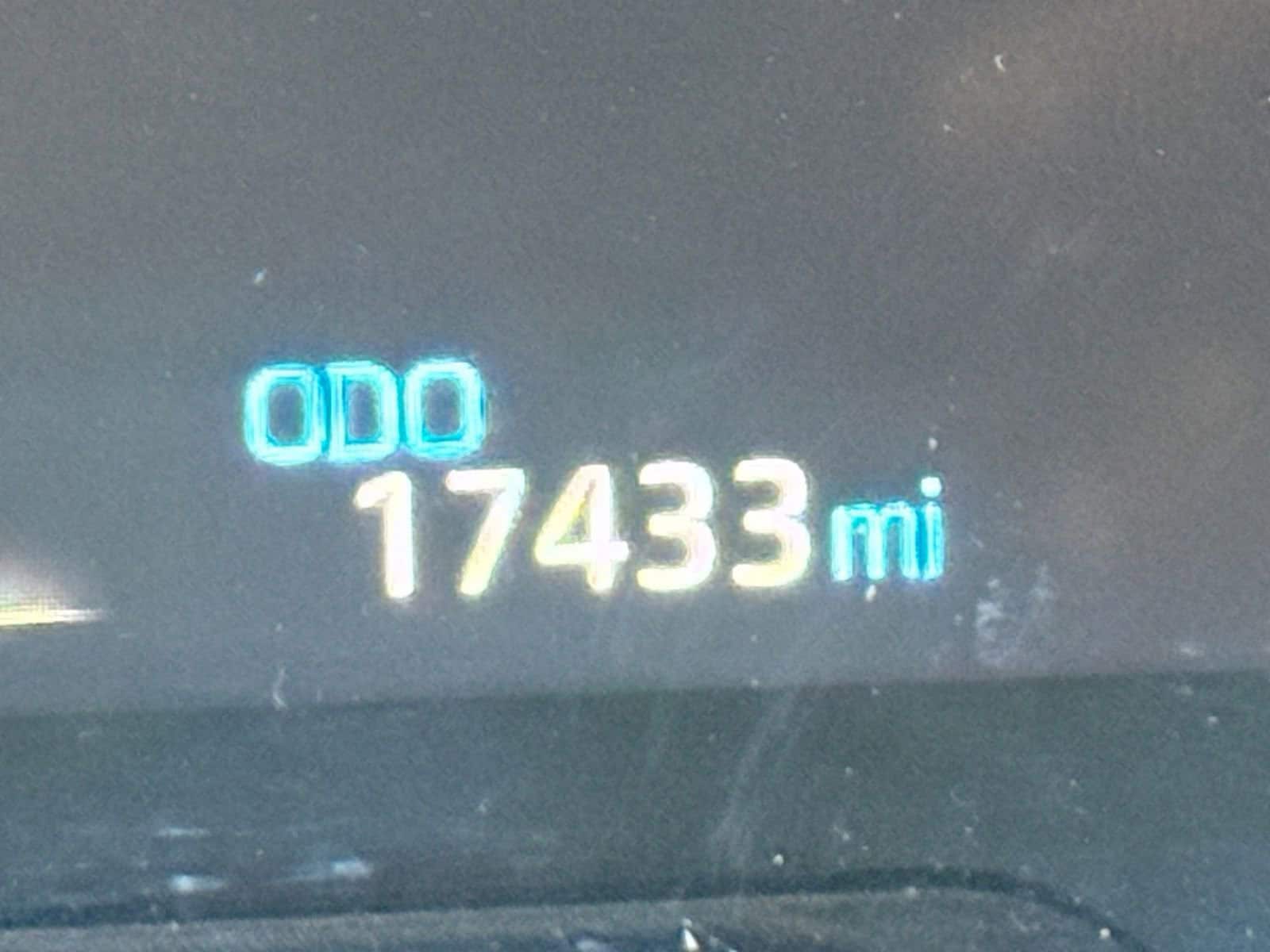 Thumbnail: 2025 Toyota RAV4 - 34