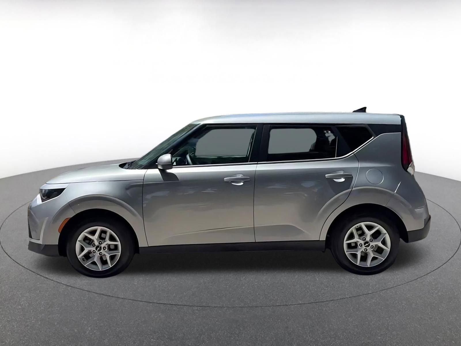 Thumbnail: 2025 Kia Soul - 10