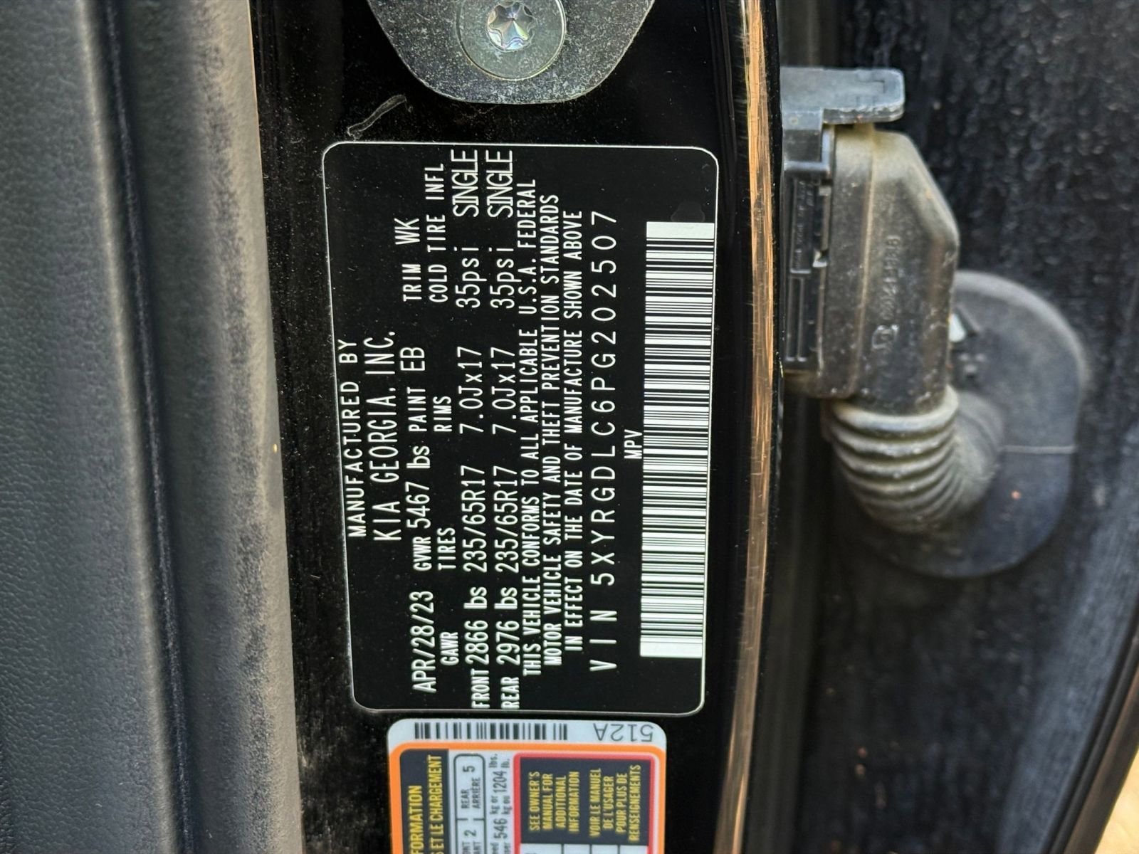 Thumbnail: 2023 Kia Sorento - 25