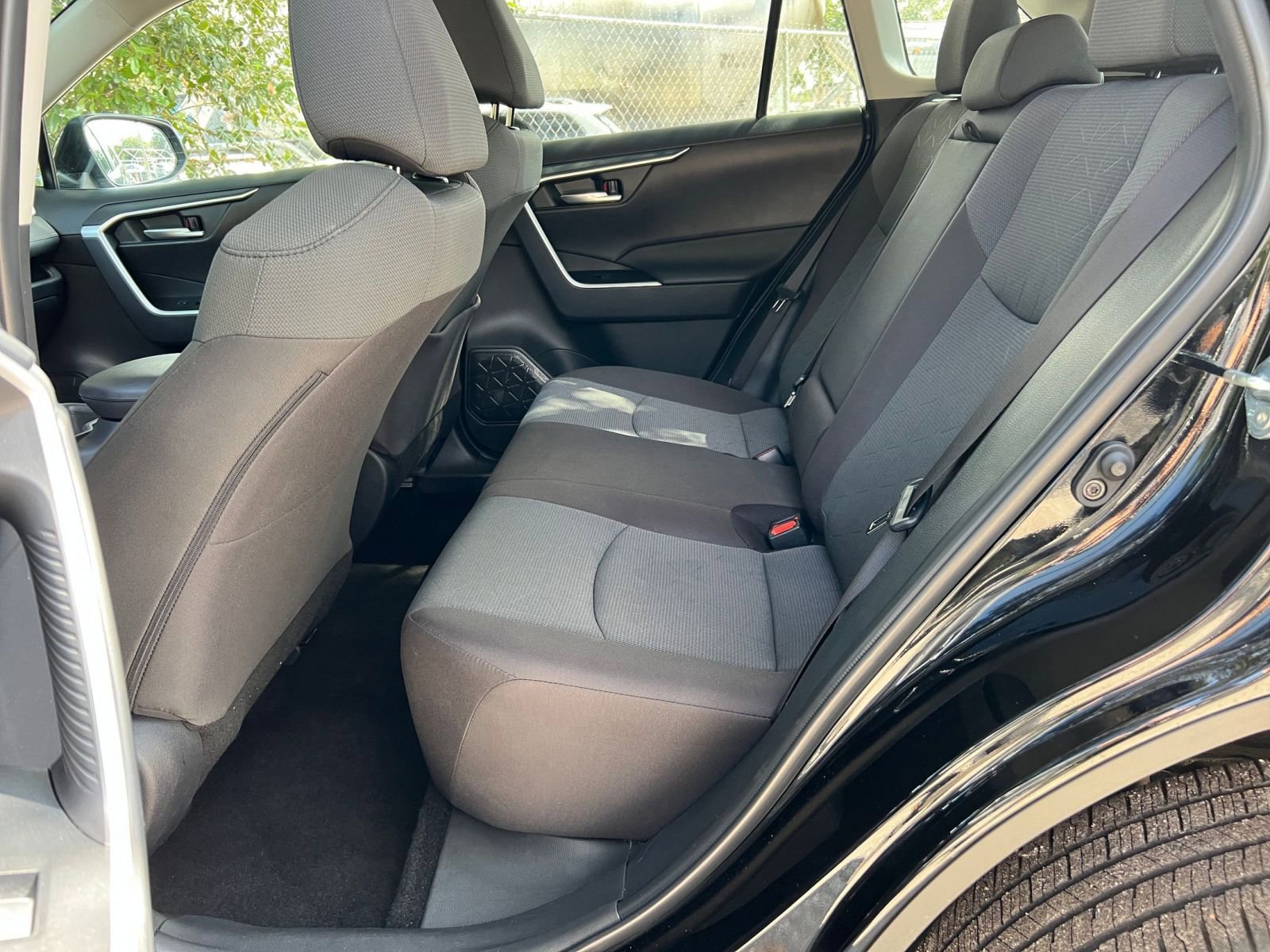 Thumbnail: 2025 Toyota RAV4 - 20