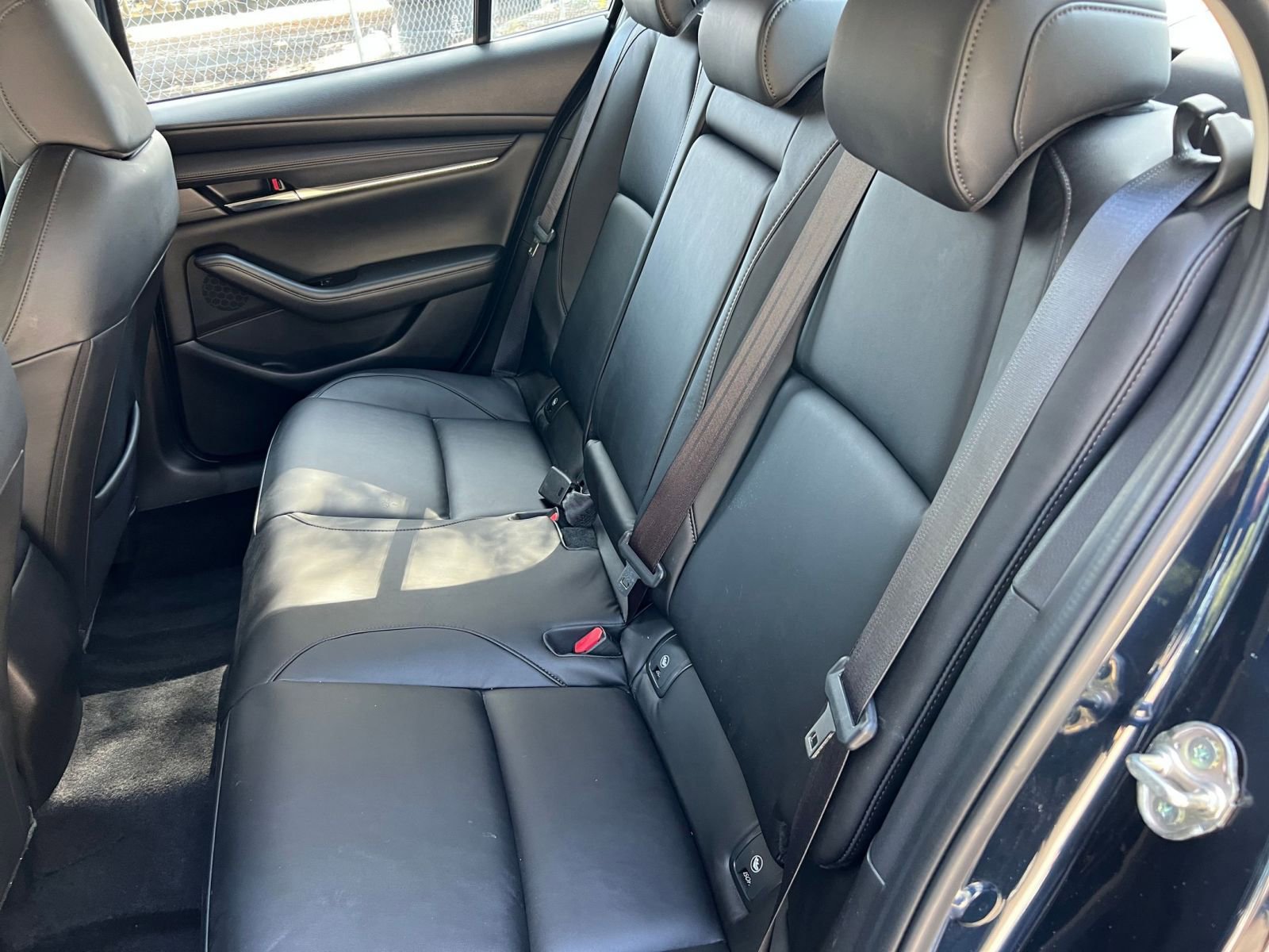 Thumbnail: 2025 Mazda Mazda3 - 32