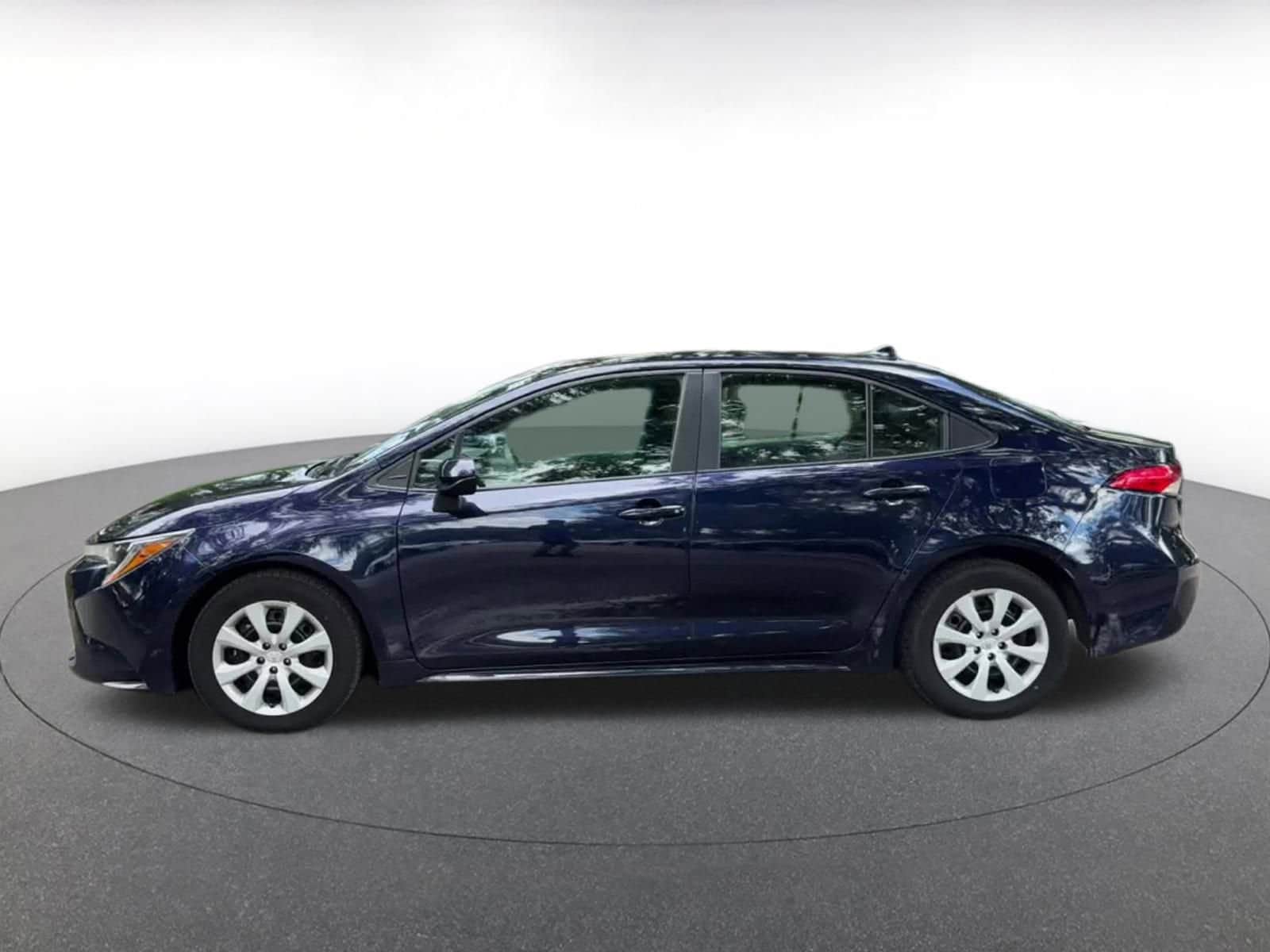 Thumbnail: 2024 Toyota Corolla - 9