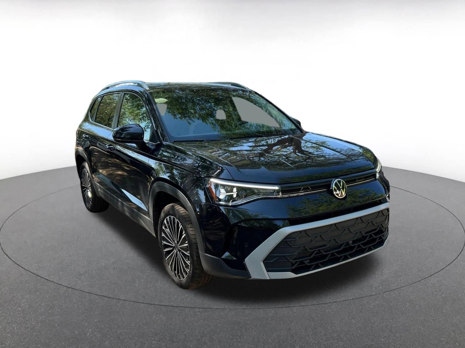 Thumbnail: 2025 Volkswagen Taos - 1