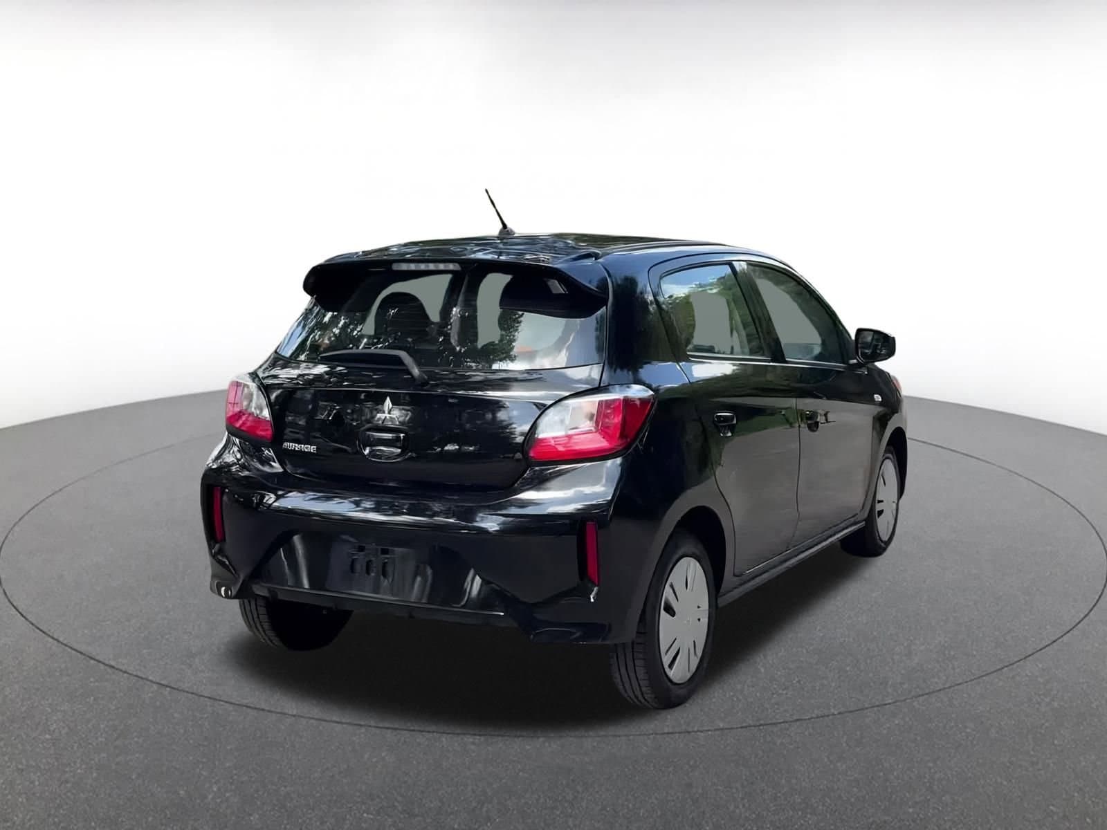 Thumbnail: 2024 Mitsubishi Mirage - 14