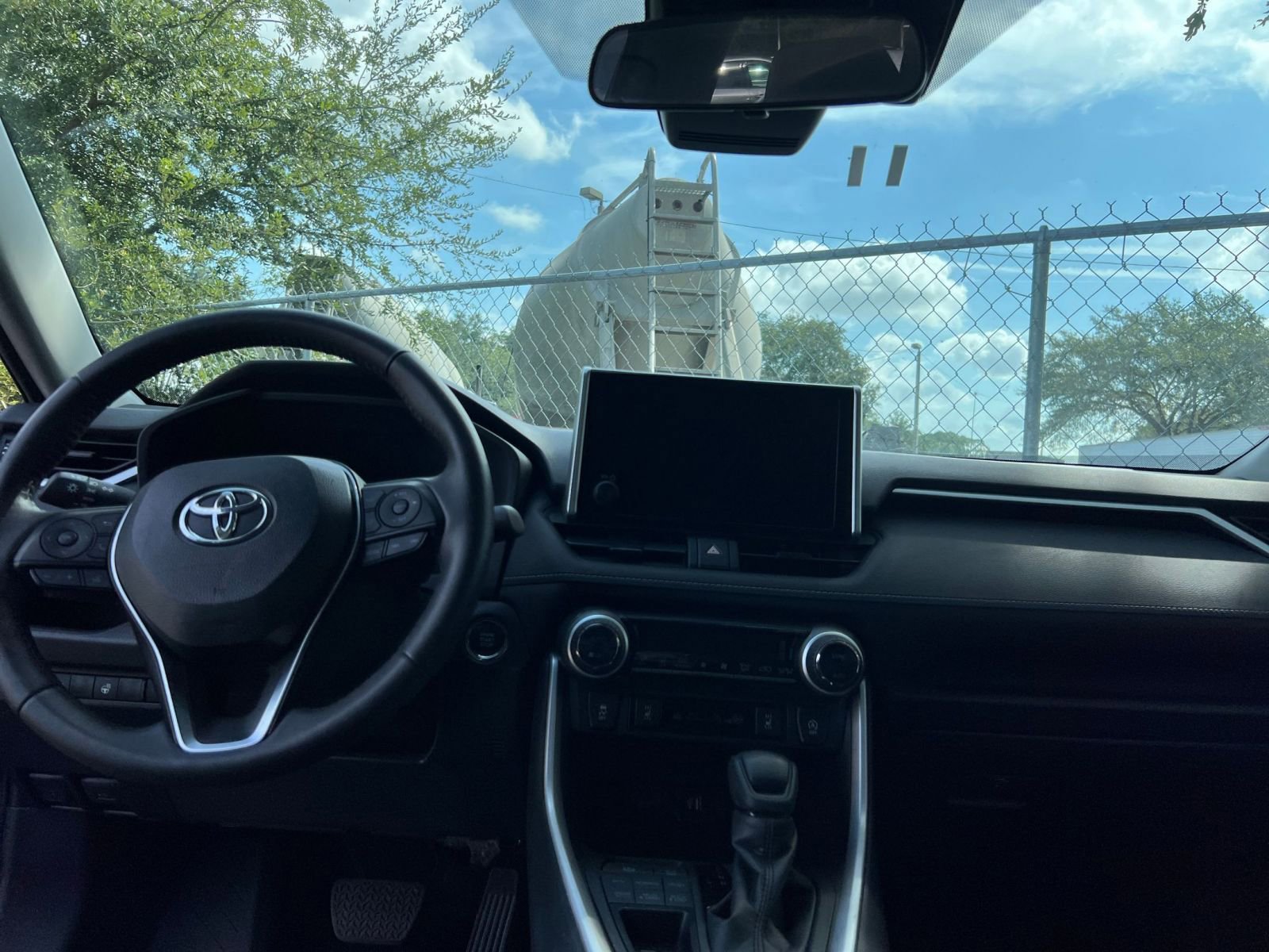 Thumbnail: 2024 Toyota RAV4 - 27