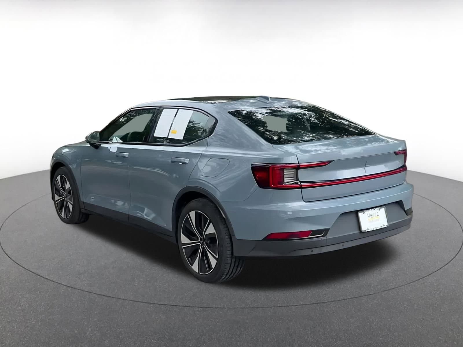 Thumbnail: 2023 Polestar 2 - 10