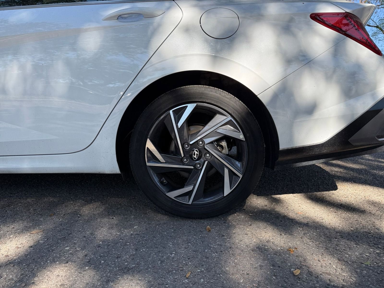 Thumbnail: 2025 Hyundai Elantra - 23