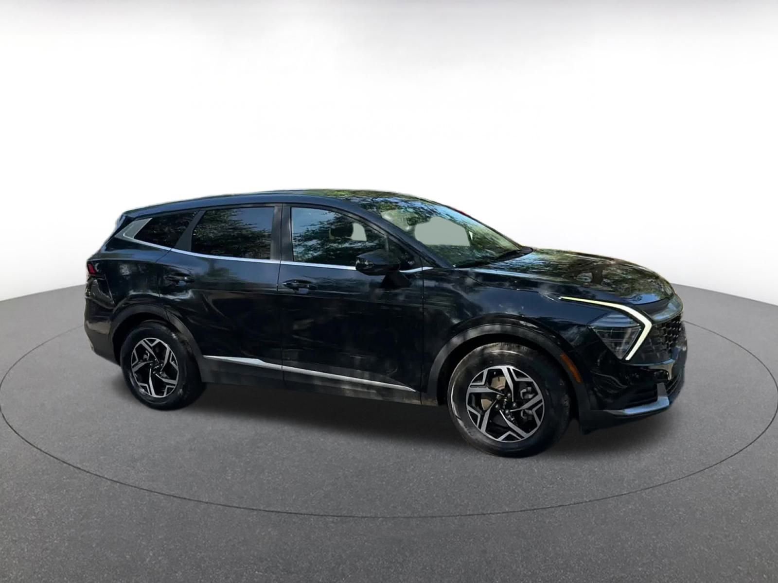 Thumbnail: 2024 Kia Sportage - 2