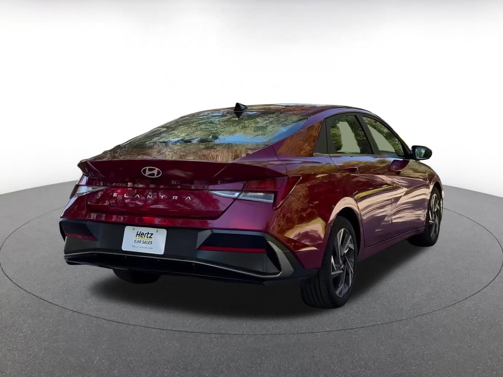 Thumbnail: 2025 Hyundai Elantra - 12