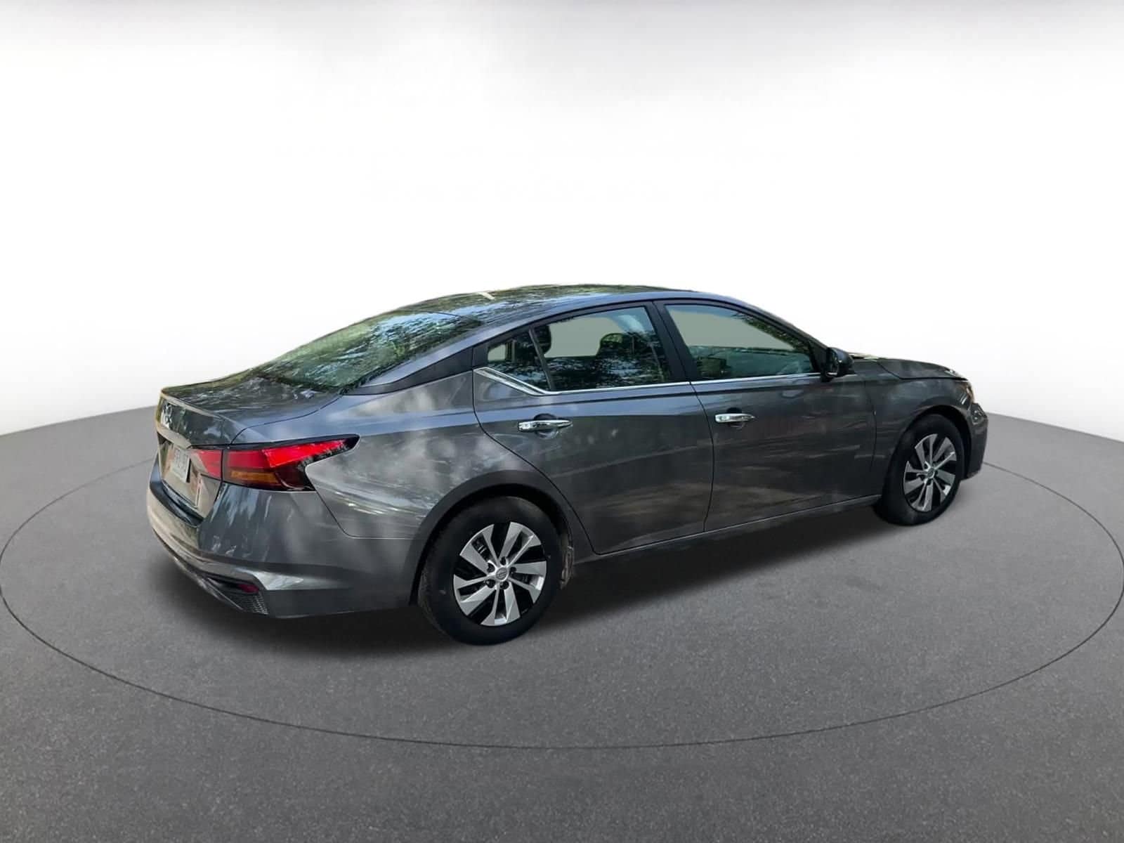 Thumbnail: 2024 Nissan Altima - 15