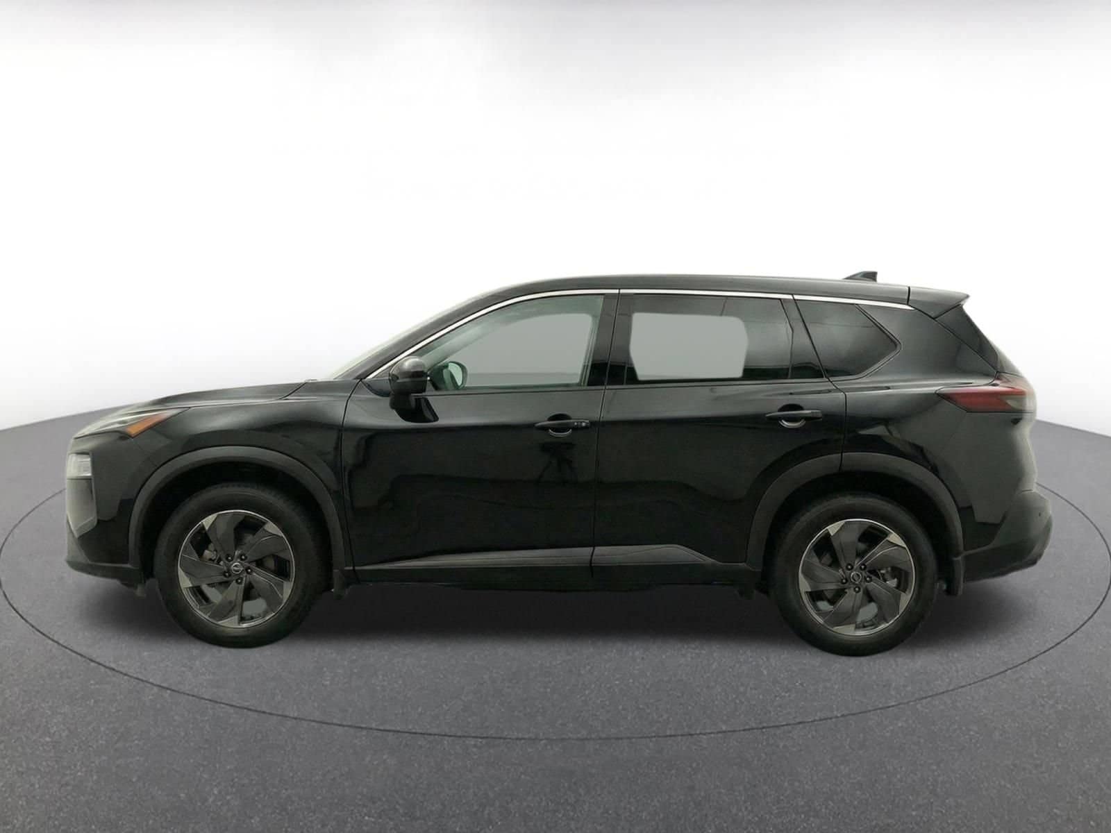 Thumbnail: 2025 Nissan Rogue - 4