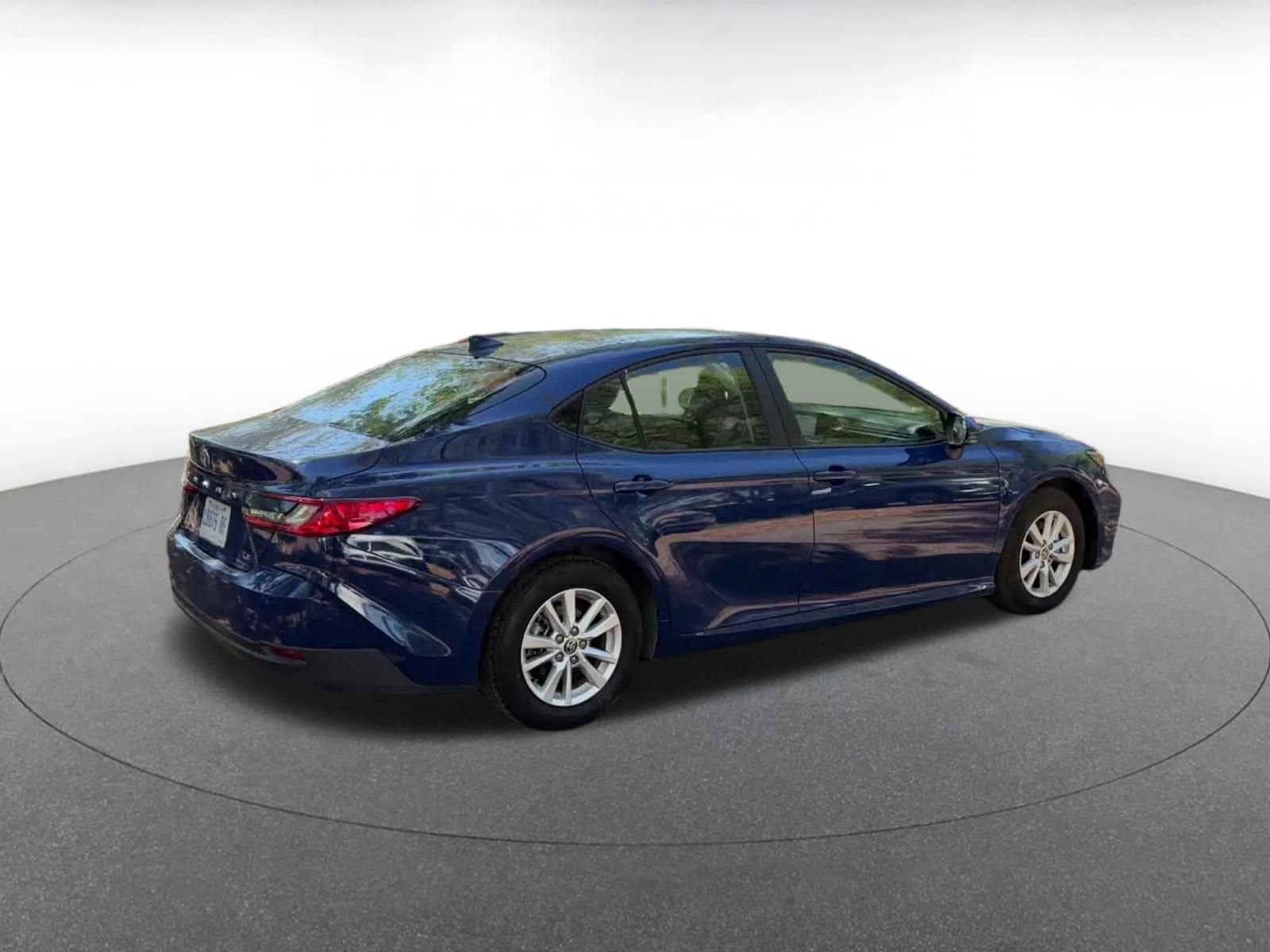 Thumbnail: 2025 Toyota Camry - 15