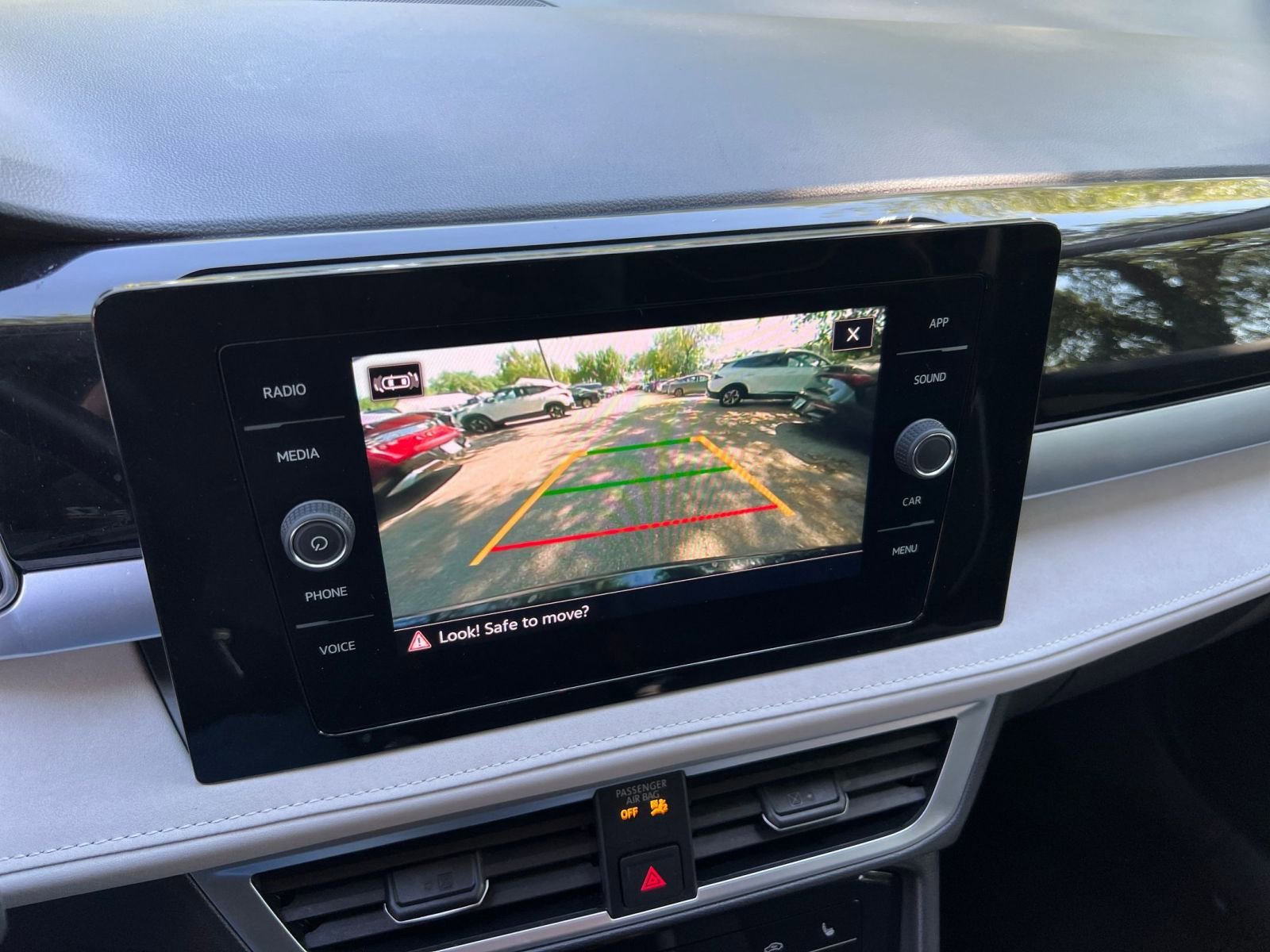 Thumbnail: 2025 Volkswagen Taos - 24