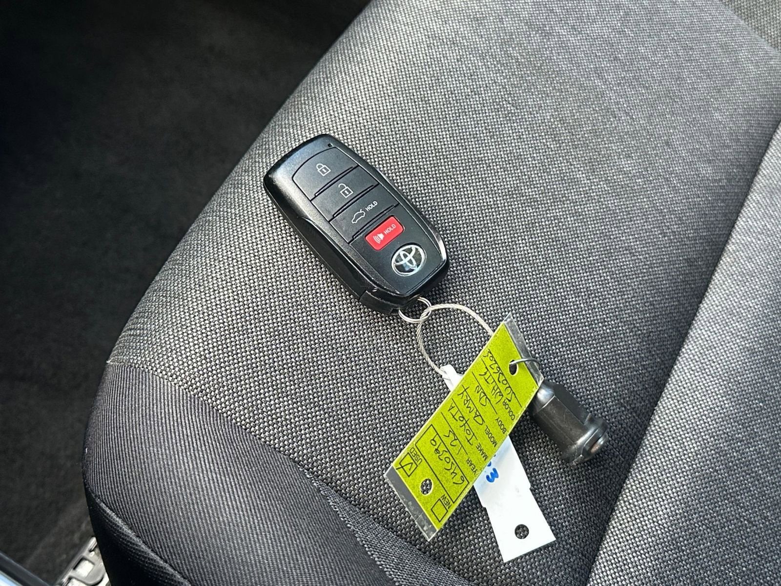 Thumbnail: 2025 Toyota Camry - 18