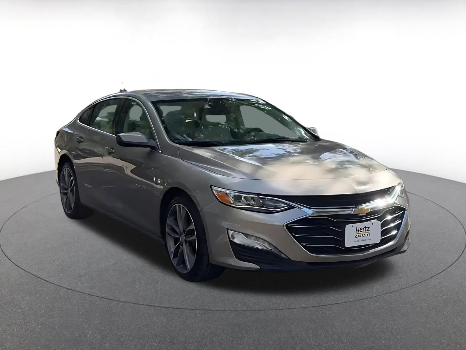 Thumbnail: 2024 Chevrolet Malibu - 3