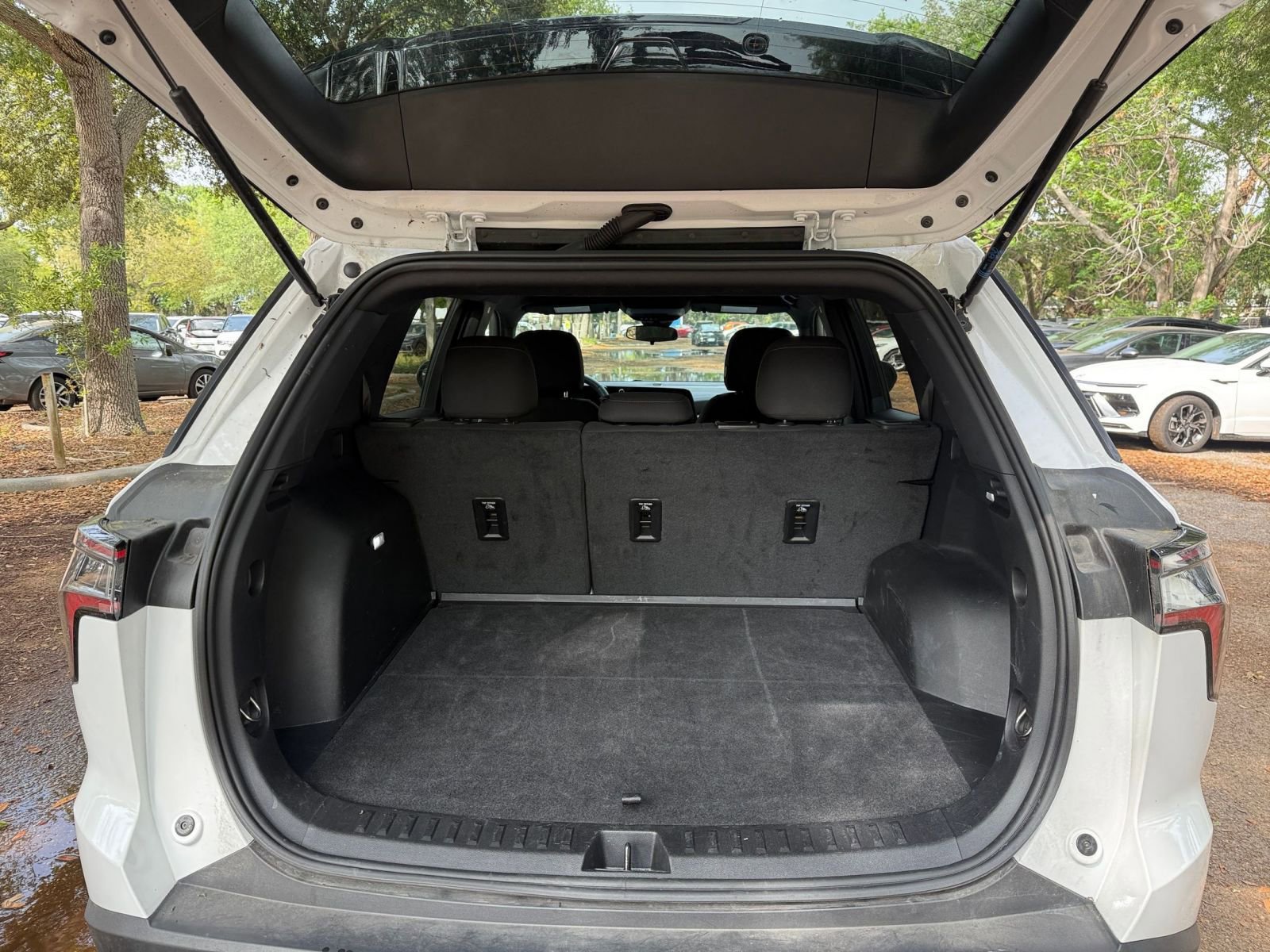 Thumbnail: 2025 Chevrolet Equinox - 27